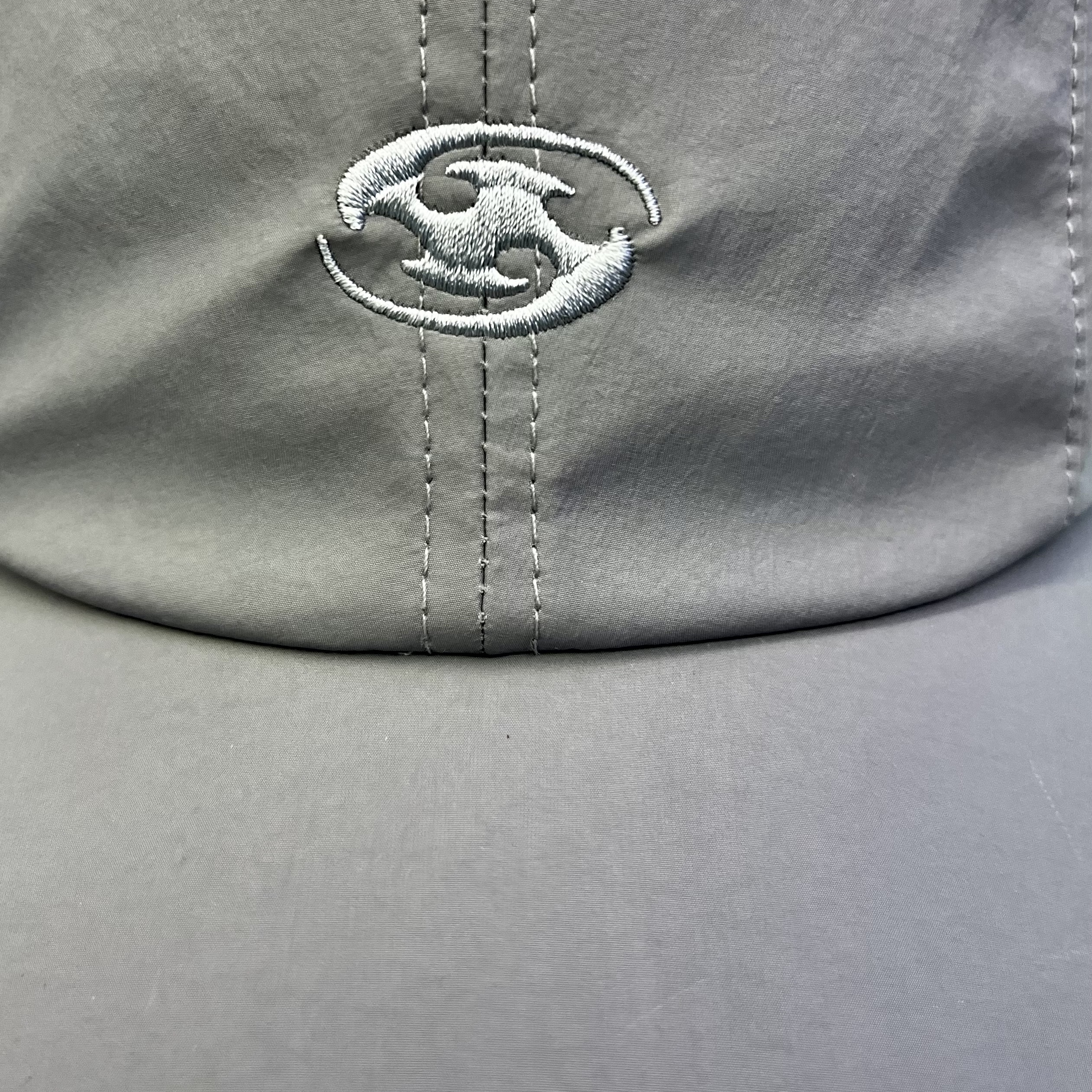Sansan Gear Nylon Wing Cap Grey - 22FW 착용 스타일