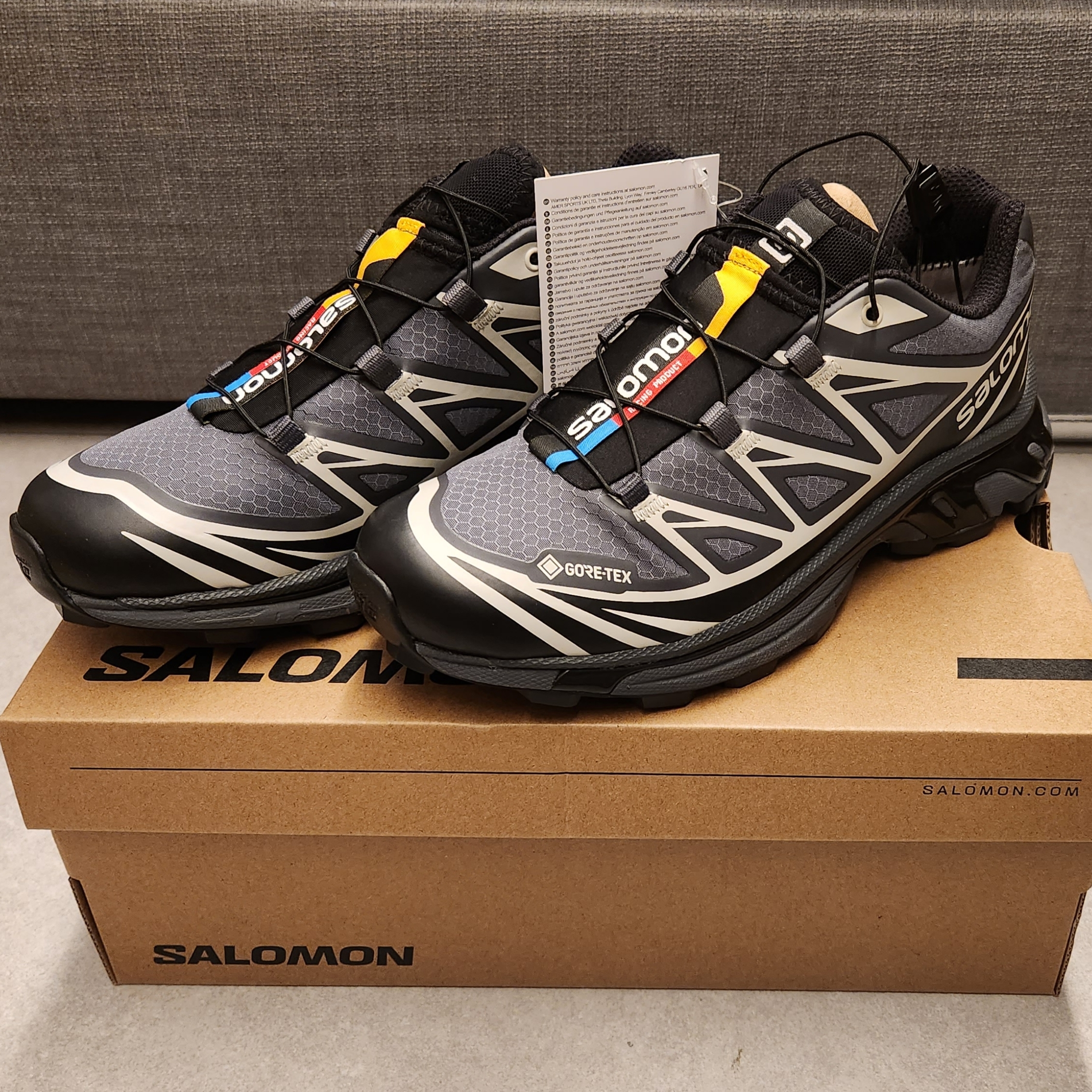Salomon XT-6 Gore-Tex Black Ebony 착용 스타일