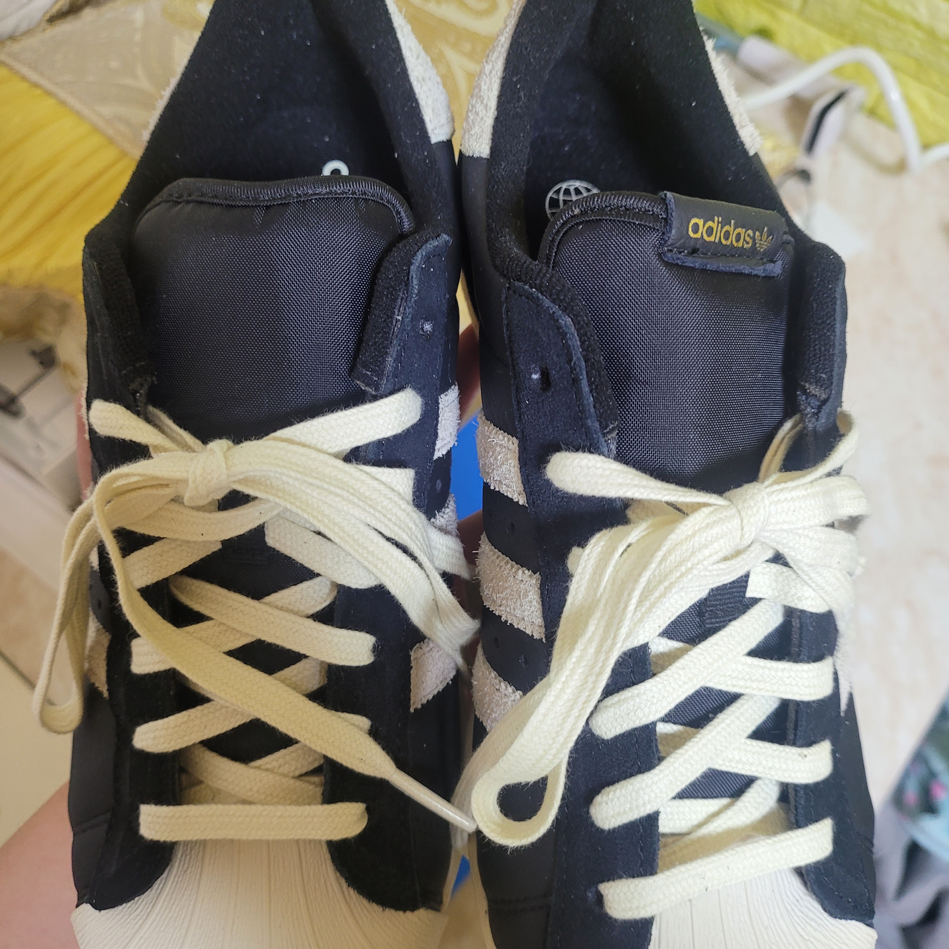Adidas Superstar 82 Black White 착용 스타일