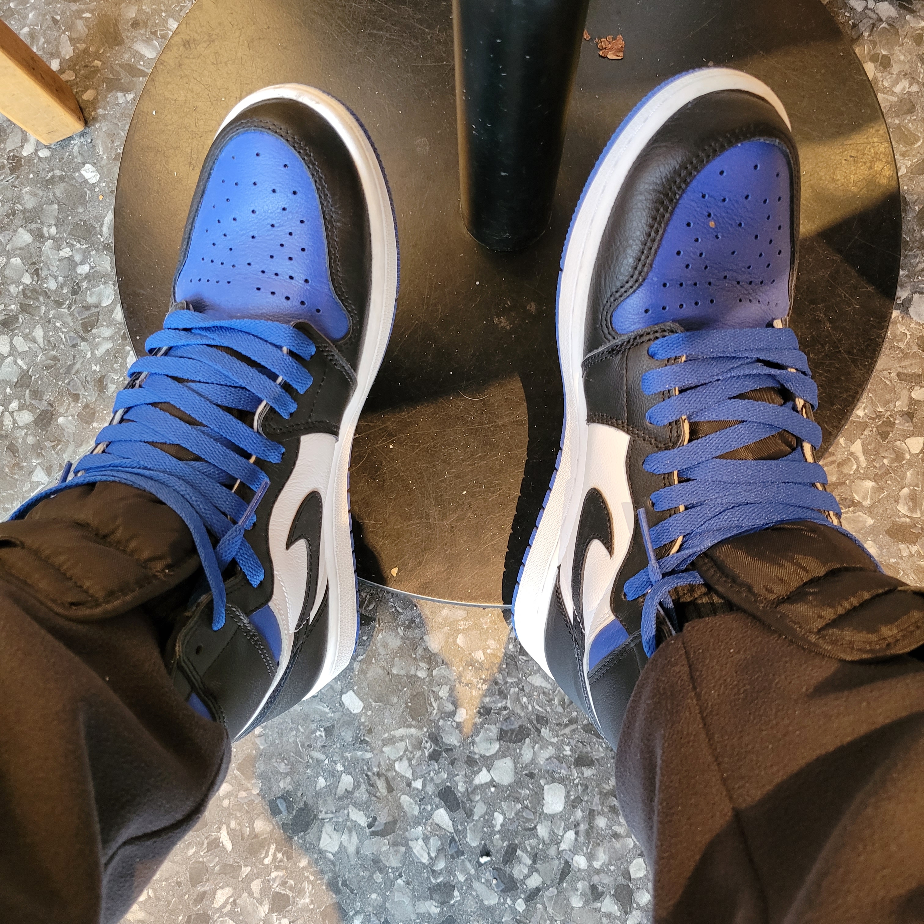 Jordan 1 Retro High OG Royal Toe 착용 스타일