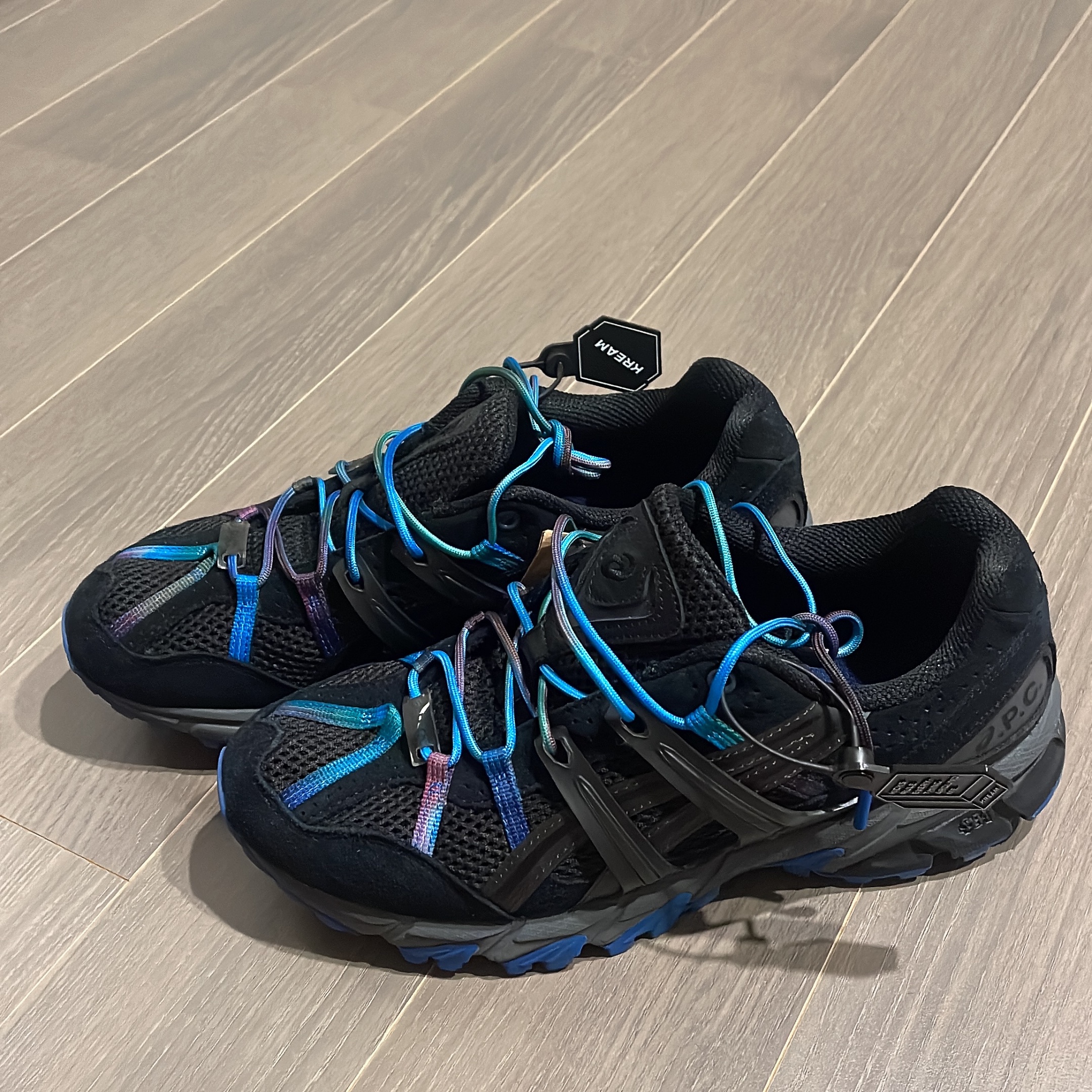Asics x A.P.C. Gel-Sonoma 15-50 Black 착용 스타일 - 1