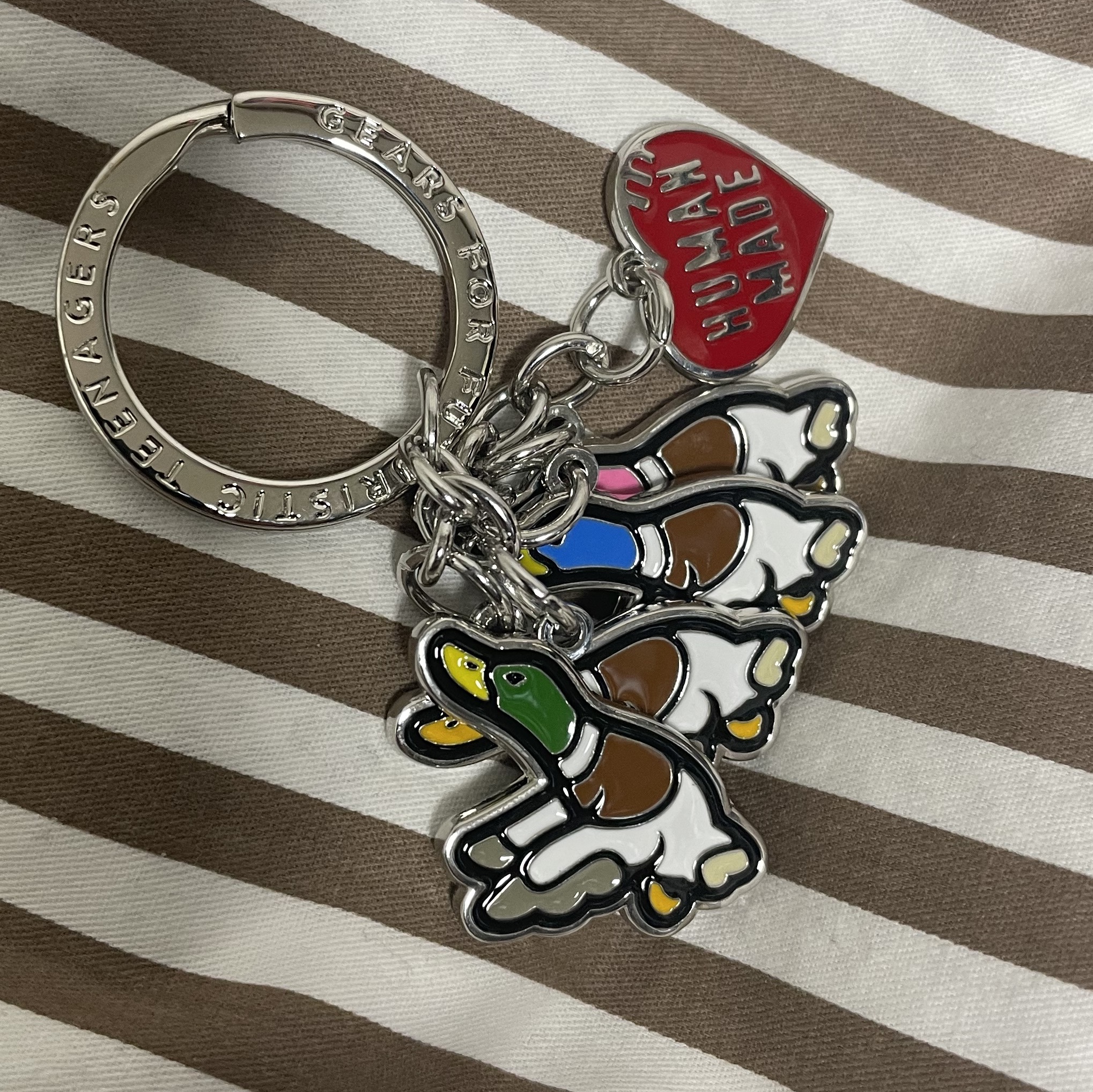 Human Made Flying Duck Keyring Silver 착용 스타일
