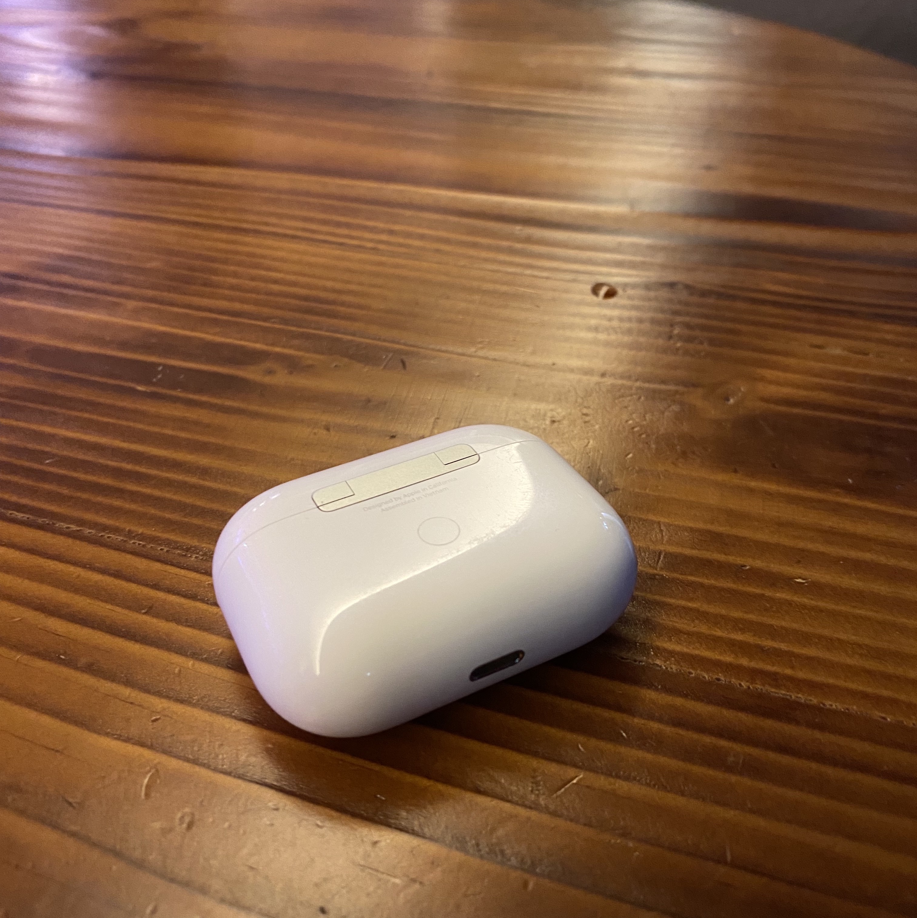 Apple AirPods Pro with MagSafe Charging Case (Korean Ver.) 착용 스타일
