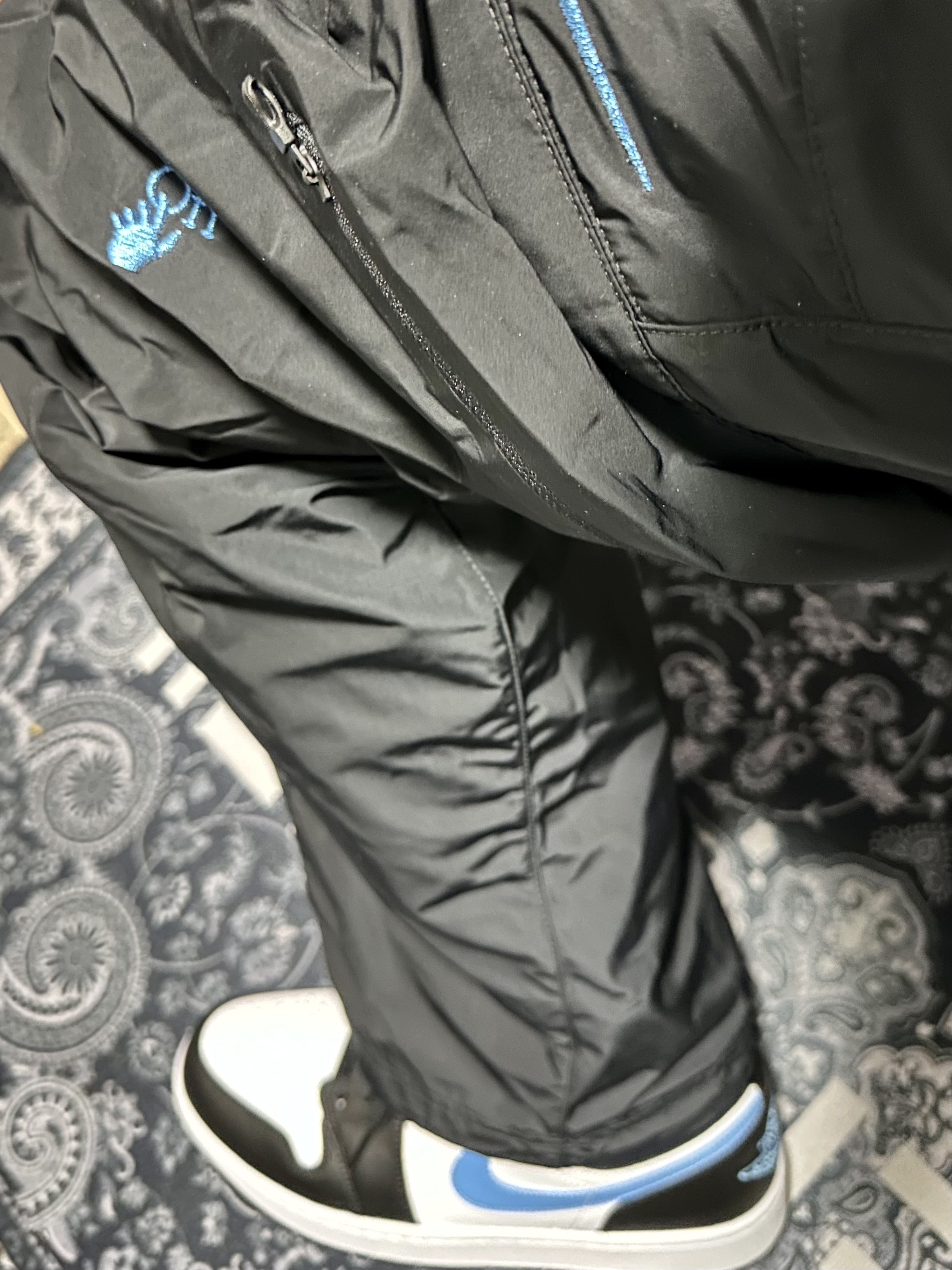Nike x Off-White NRG Track Suit Black - Asia, Nike x Off-White NRG Track Pants Black - Asia 착용 스타일 - 2