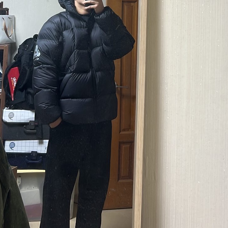 Palace Pertex Frost Balaclava Puffa Black - 22FW 착용 스타일
