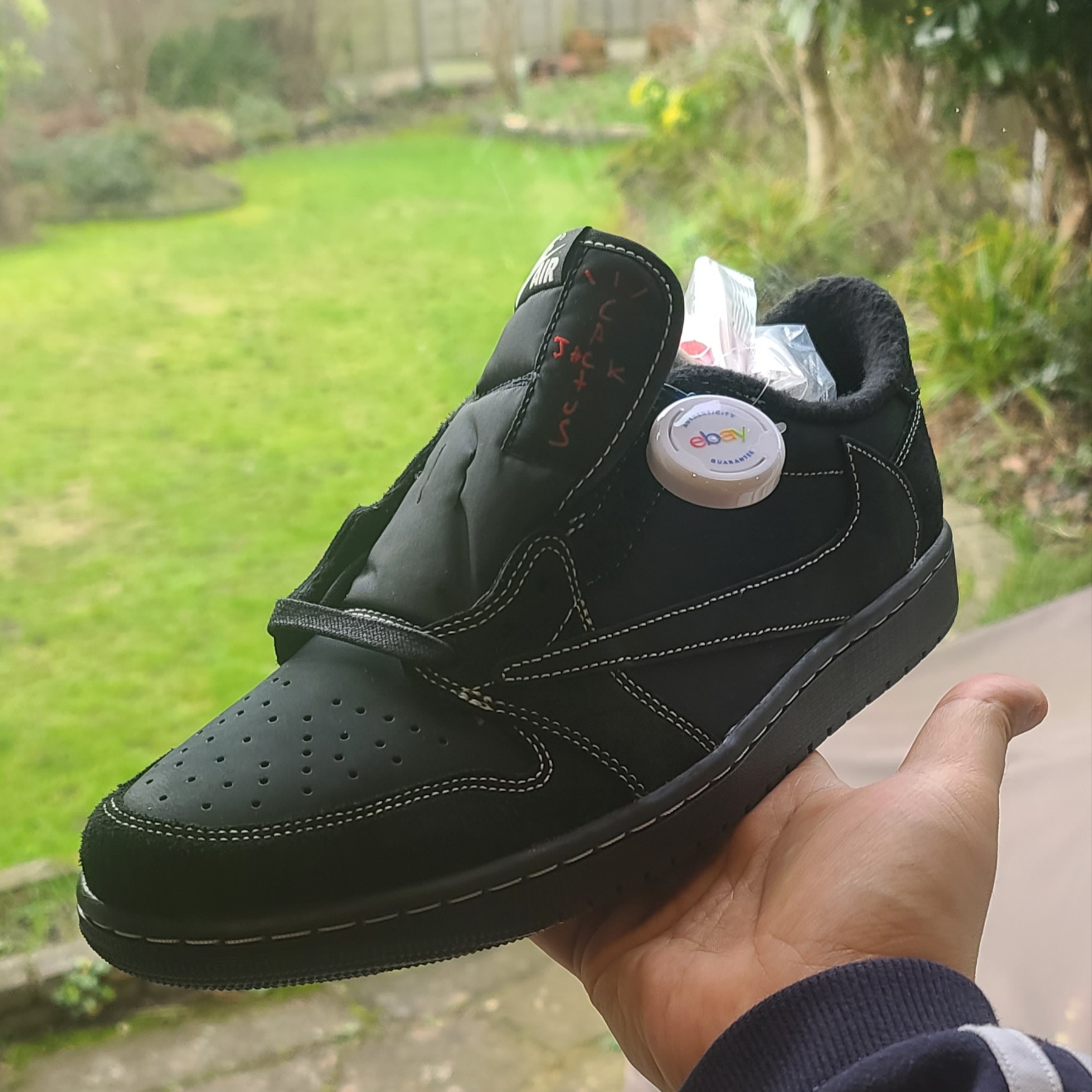 Jordan 1 x Travis Scott Retro Low OG SP Black Phantom 착용 스타일