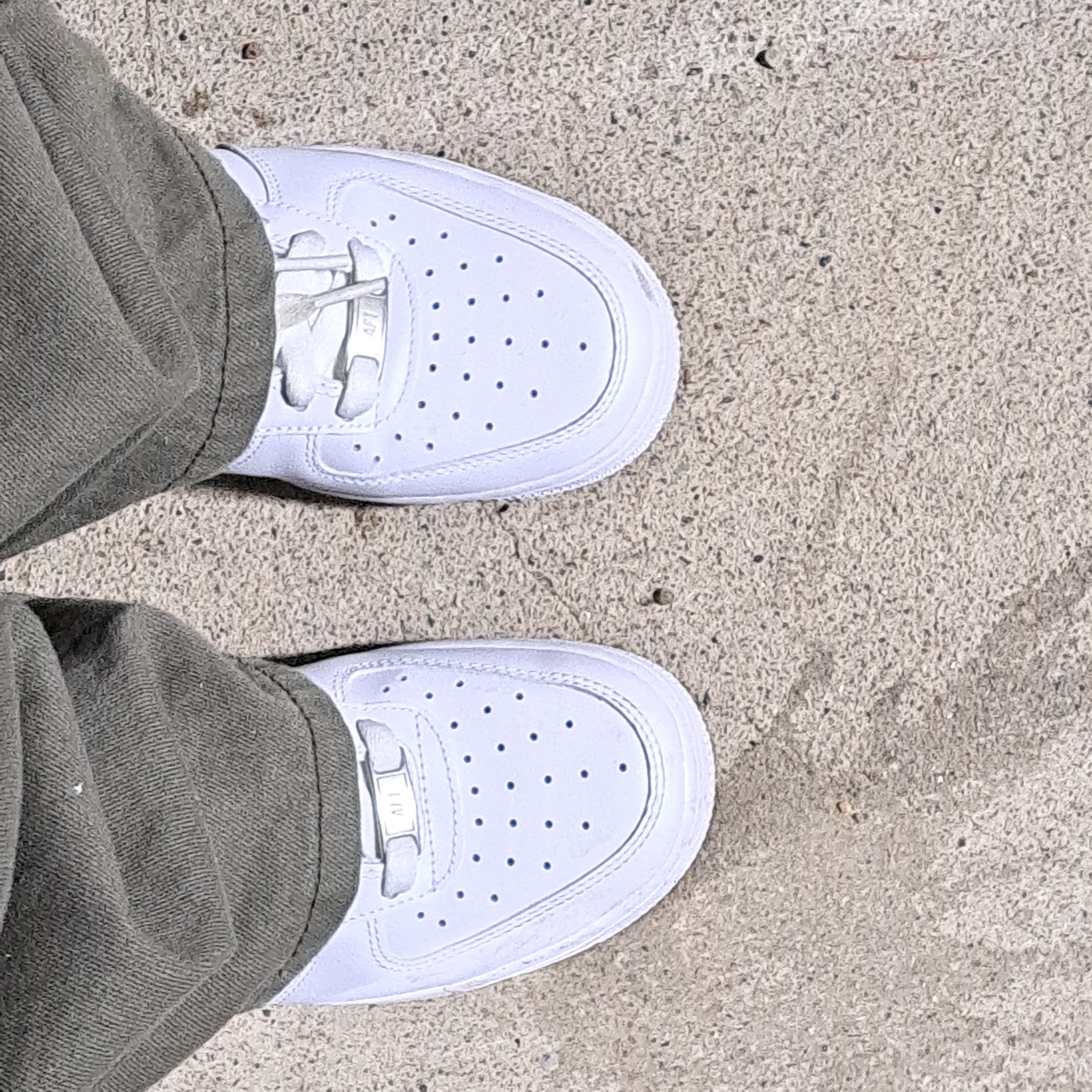(W) Nike Air Force 1 '07 Low White 착용 스타일