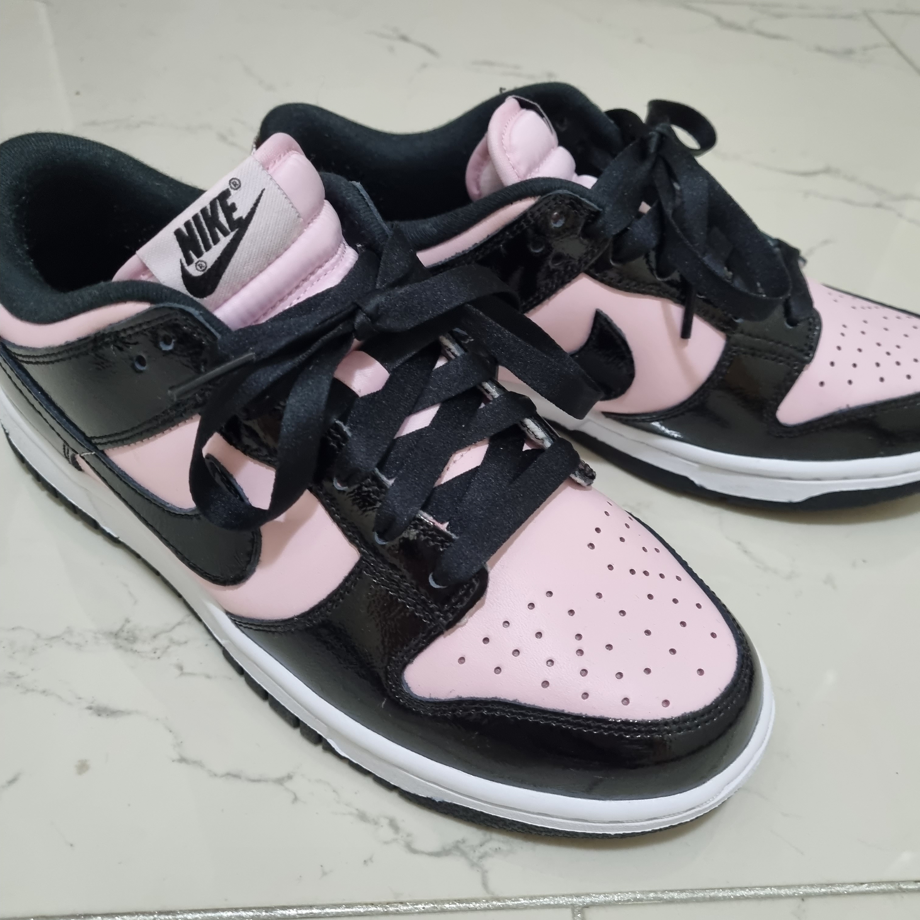 (W) Nike Dunk Low Essential Pink Foam Black 착용 스타일