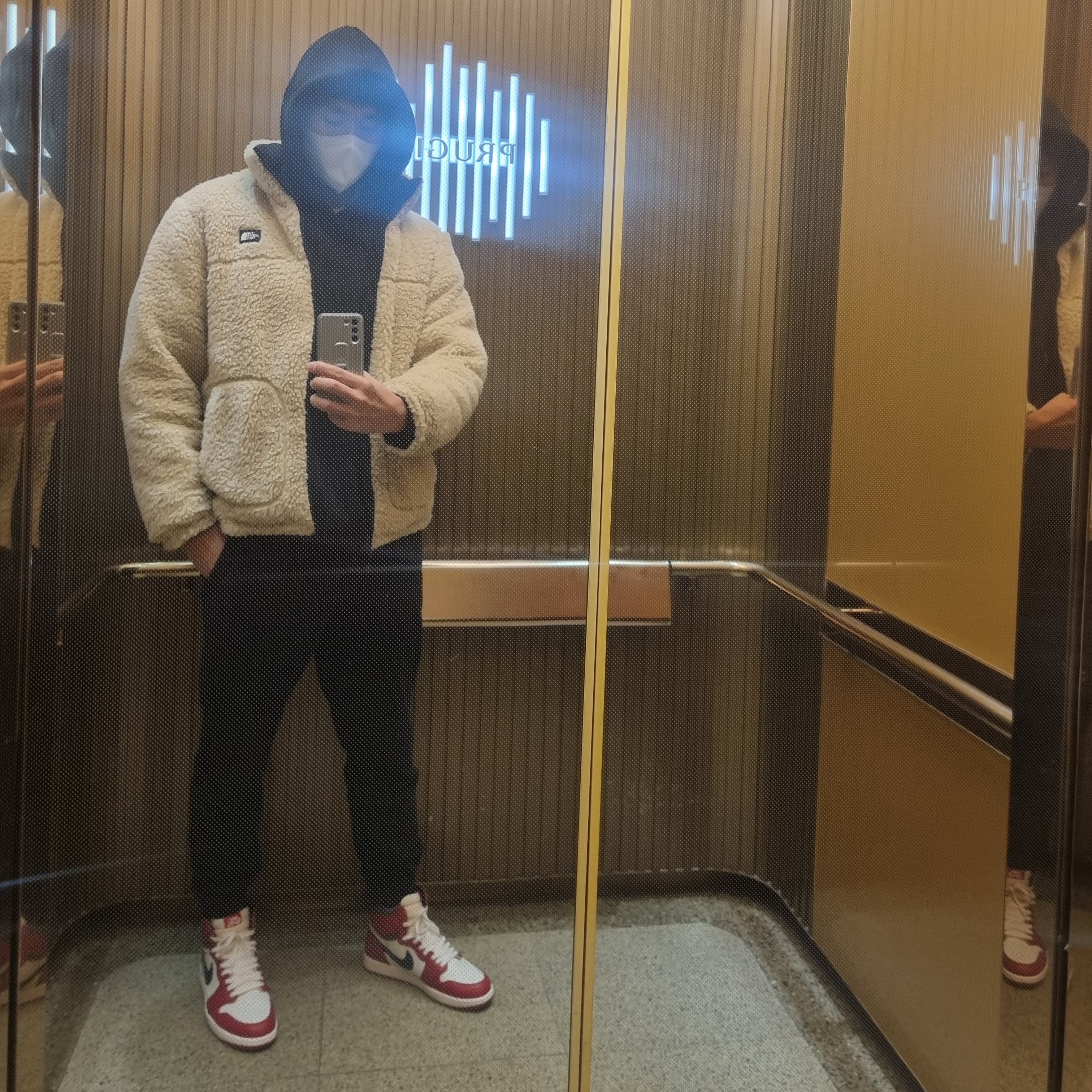 Jordan 1 Retro High OG Chicago 2022 착용 스타일 - 1