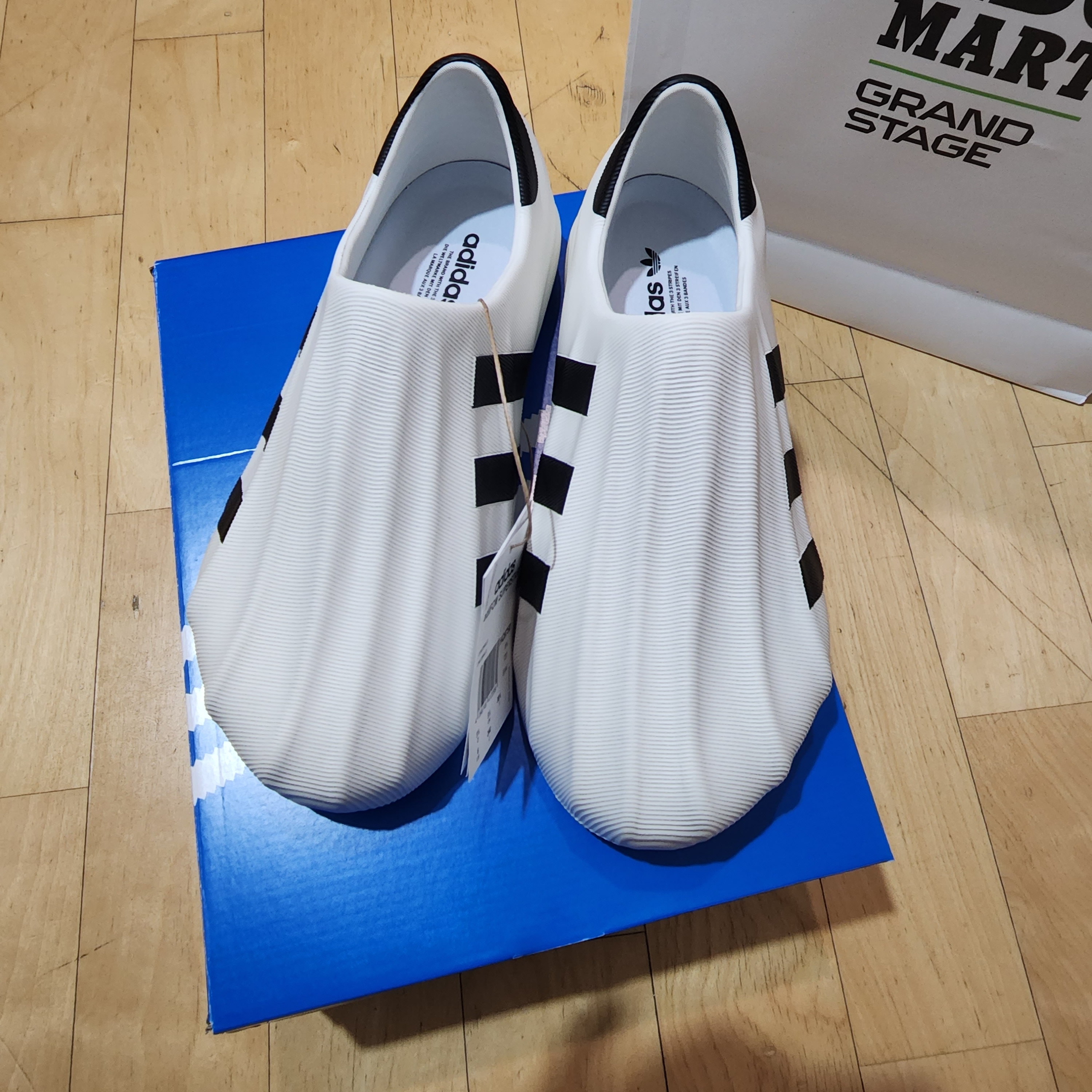 Adidas Adifom Superstar Core White 착용 스타일 - 4