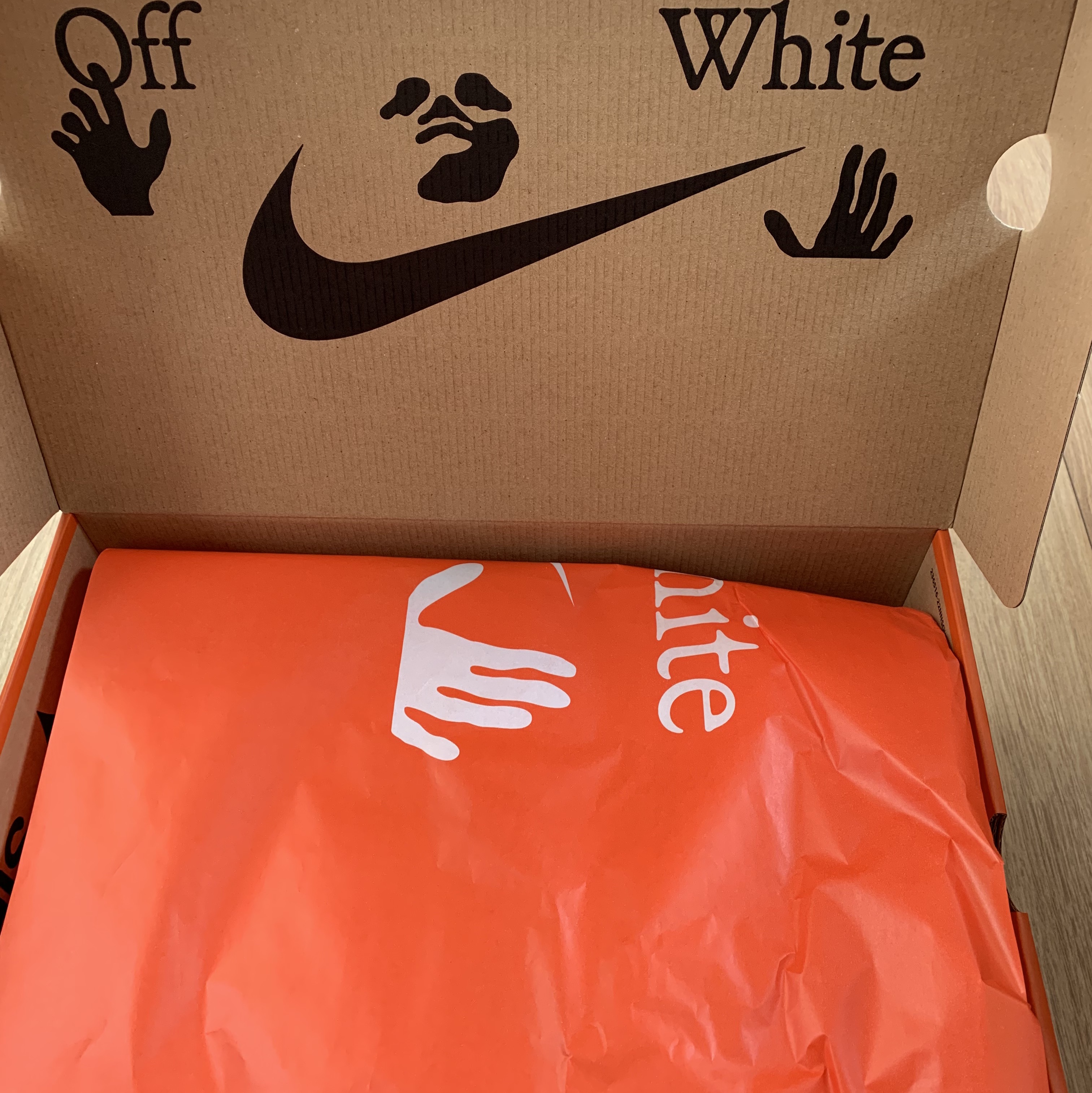 Nike x Off-White Terra Forma Summit White and Psychic Purple 착용 스타일 - 2