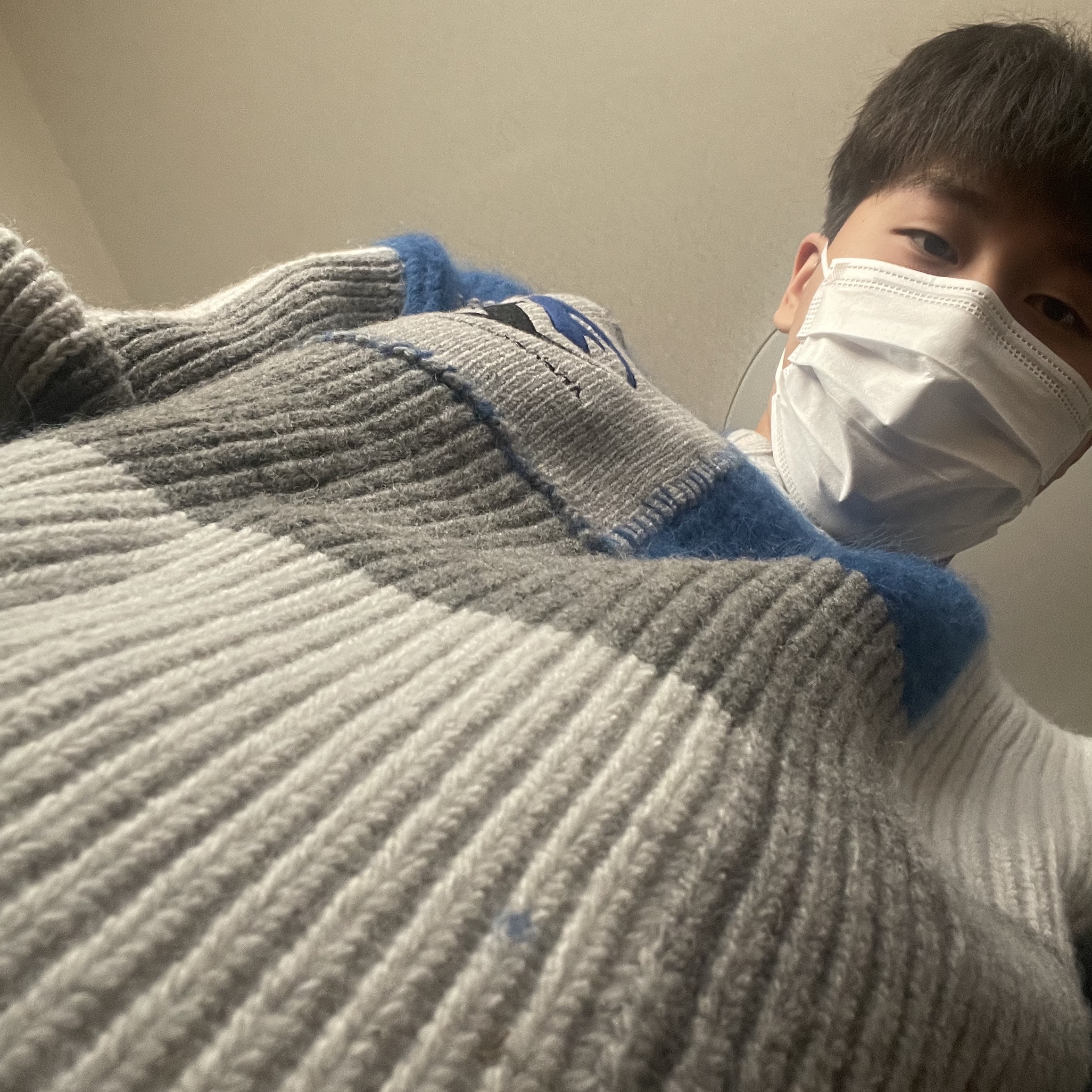 Zara x Ader Error Patchwork Oversize Knit Sweater Multicolor 착용 스타일