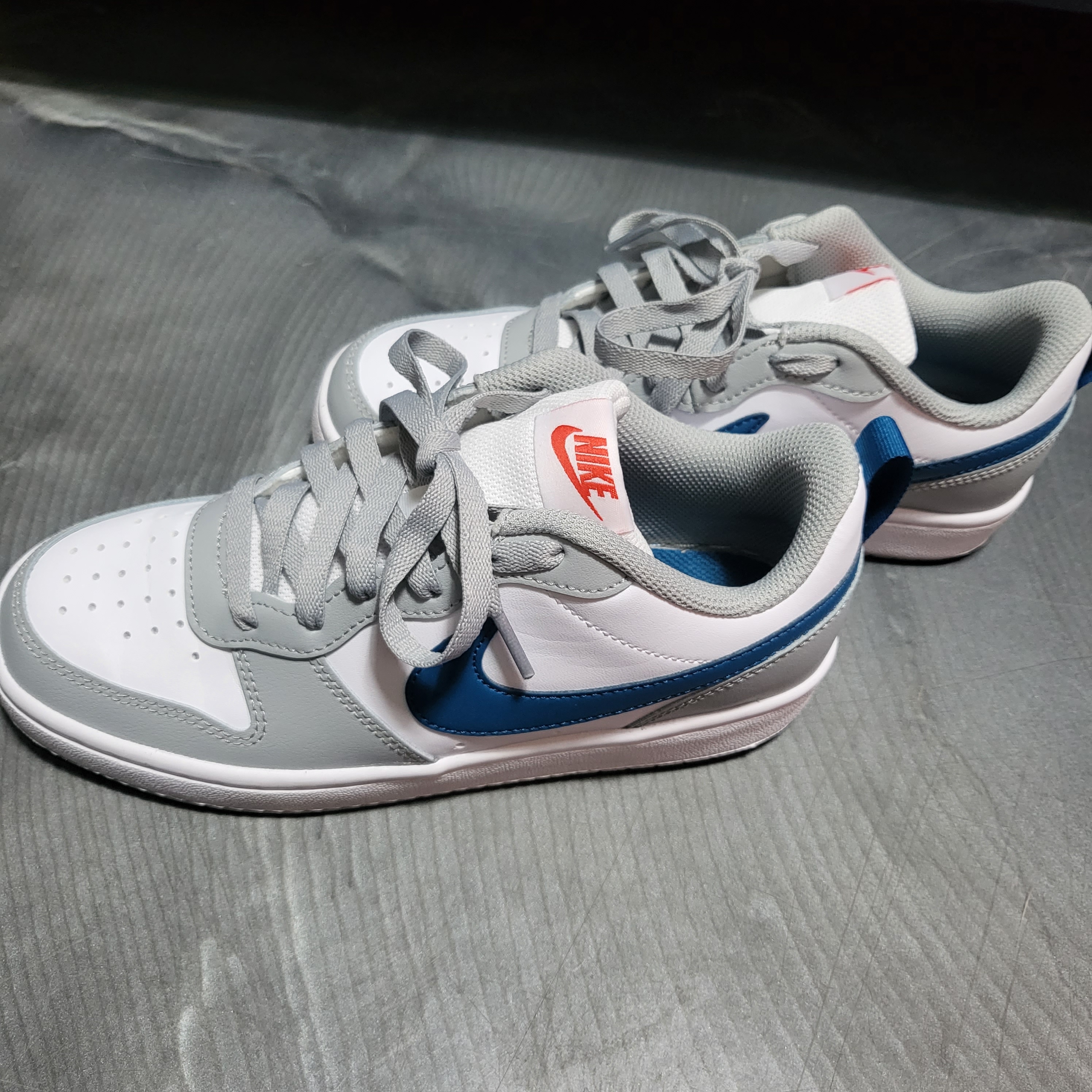 (GS) Nike Court Borough Low 2 Light Smoke Grey 착용 스타일