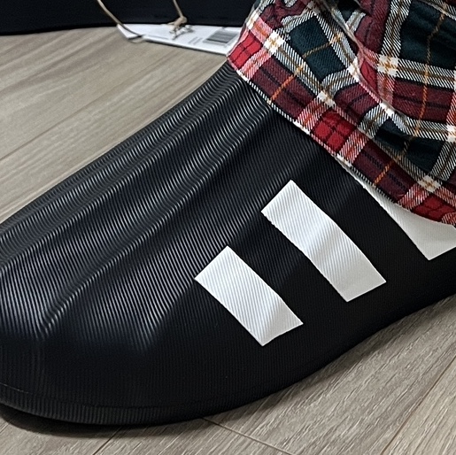 Adidas Adifom Superstar Core Black Cloud White 착용 스타일