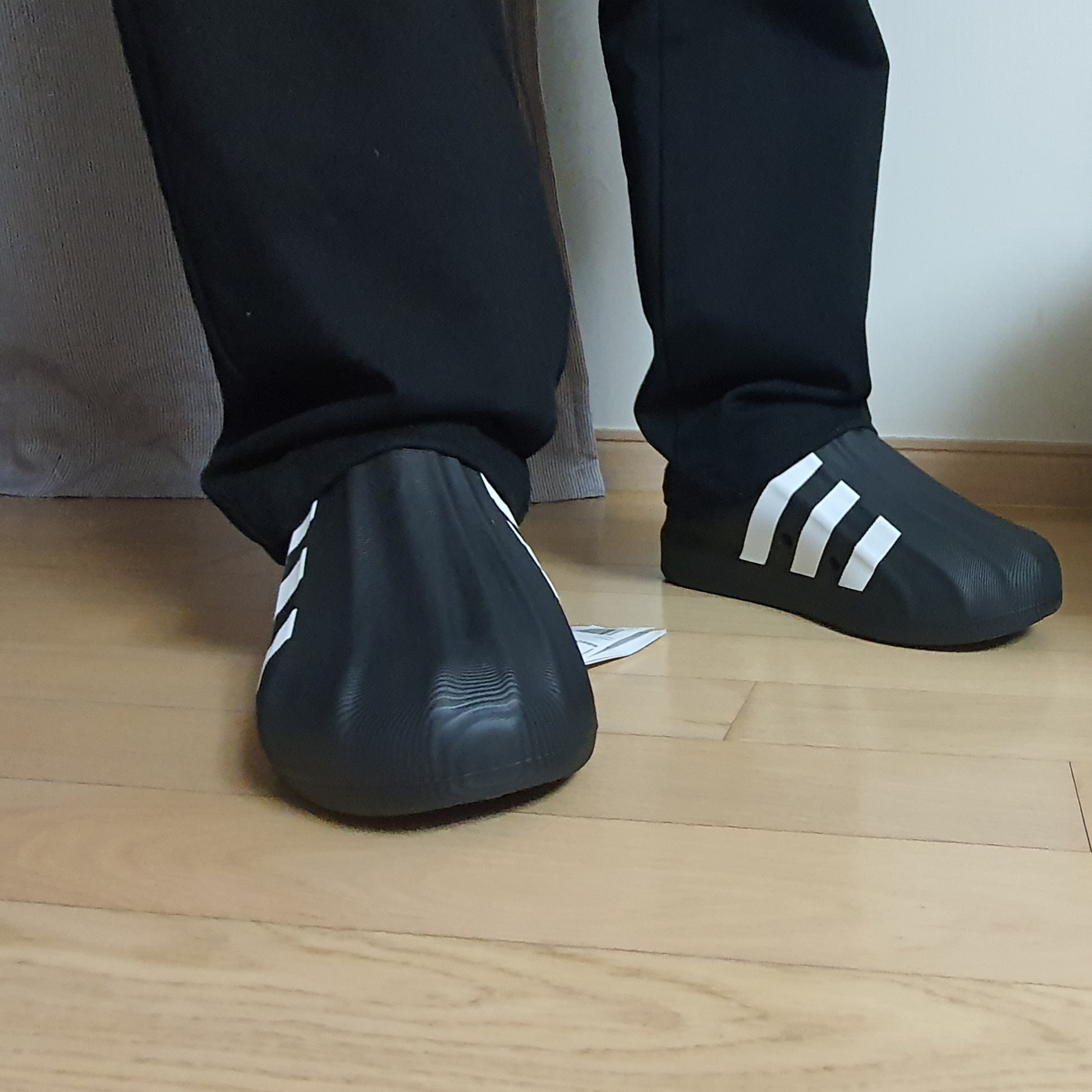Adidas Adifom Superstar Core Black Cloud White 착용 스타일 - 1