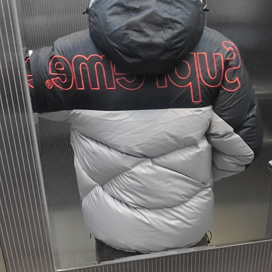 Supreme x The North Face 800-Fill Half Zip Hooded Pullover Grey - 22FW 착용 스타일 - 2