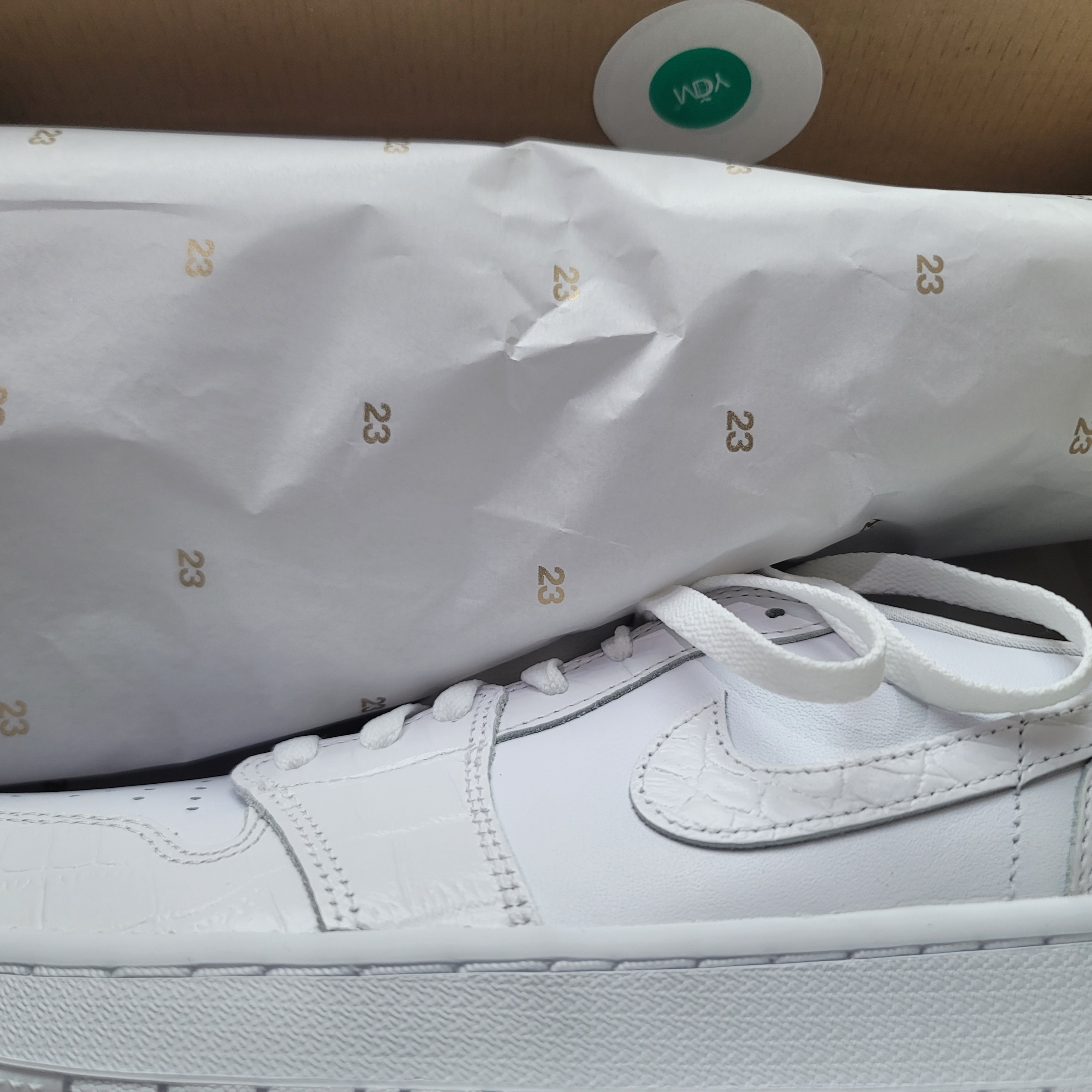 Jordan 1 Low Golf Pure Platinum 착용 스타일