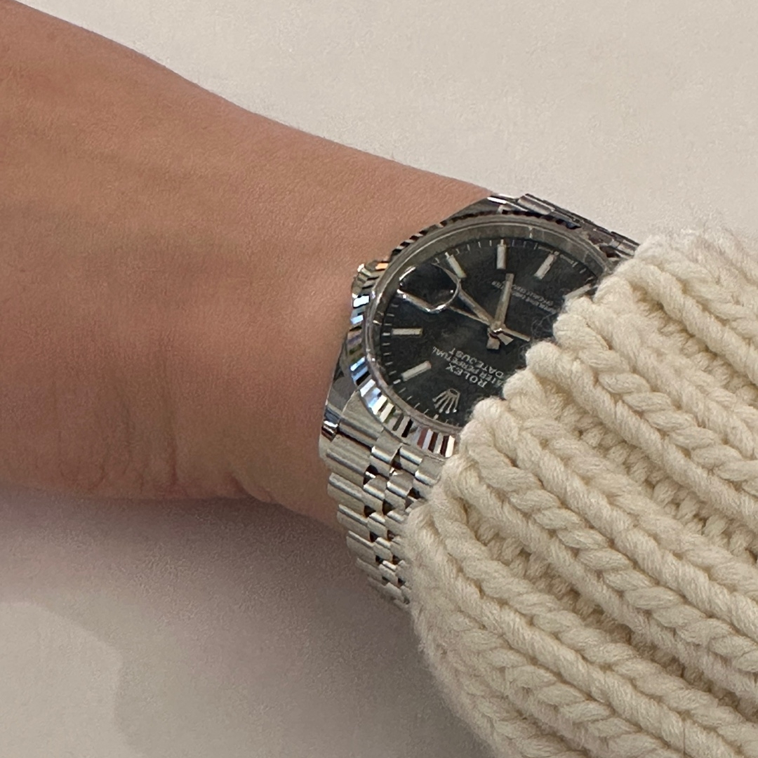 Rolex Datejust 36mm 126234 Fluted Motif Bright Blue Jubilee 착용 스타일