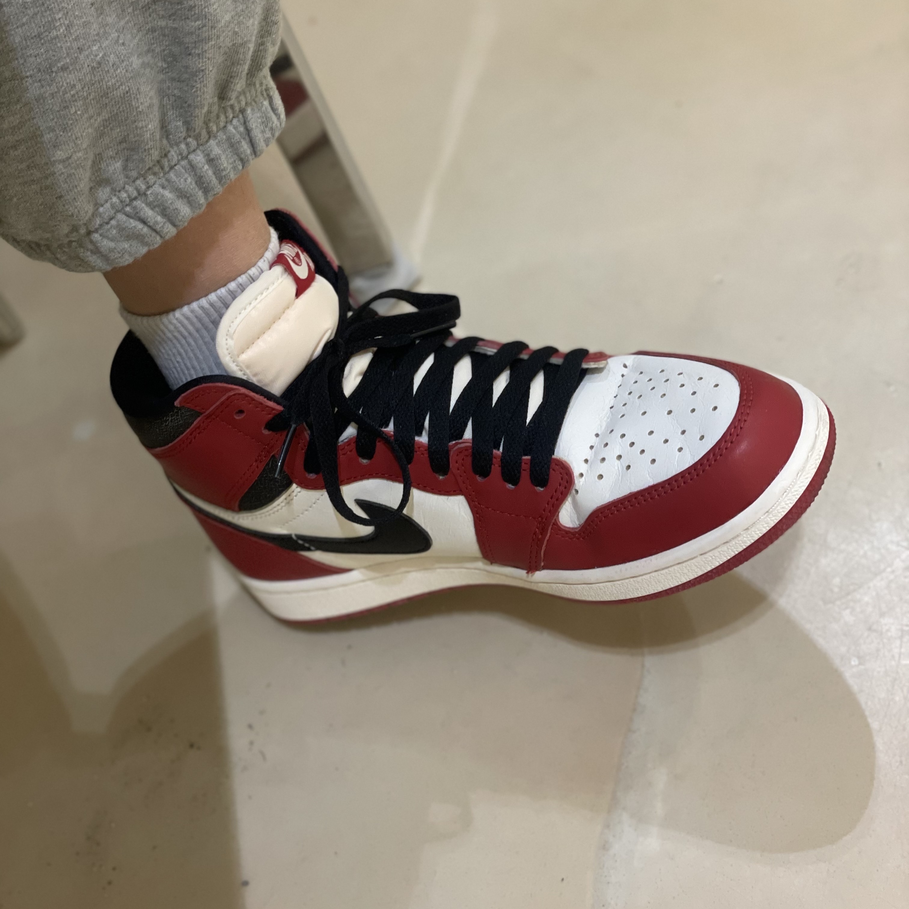 Jordan 1 Retro High OG Chicago 2022 착용 스타일 - 1