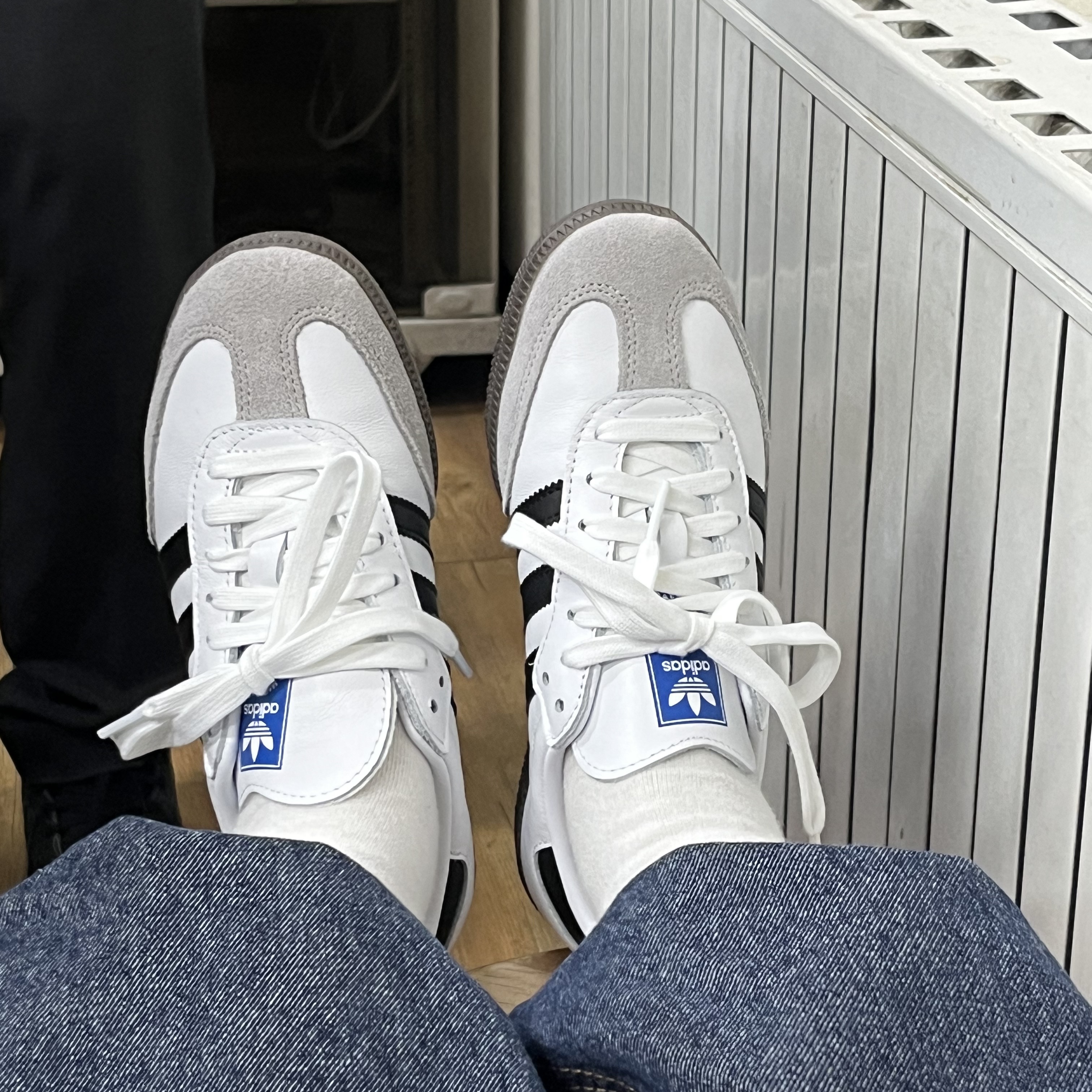 Adidas Samba OG Cloud White 착용 스타일