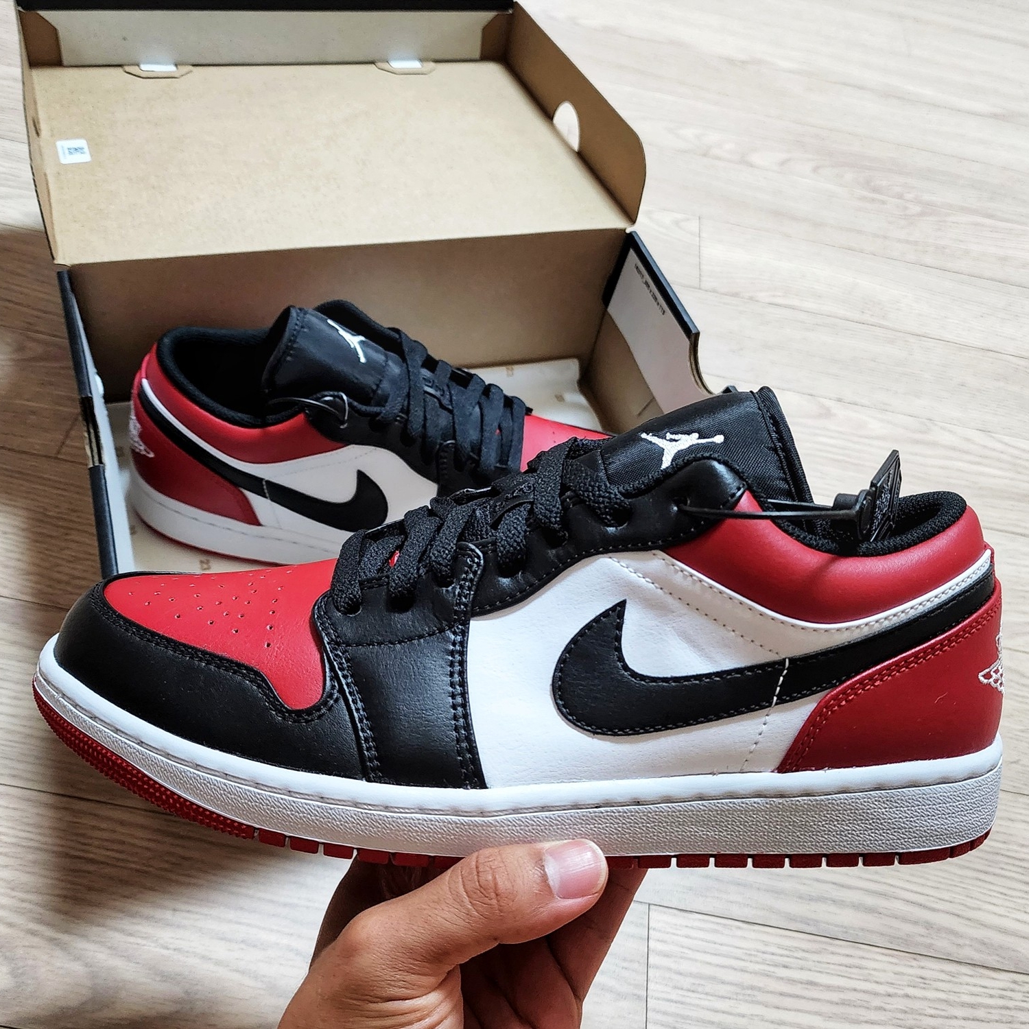 Jordan 1 Low Bred Toe 착용 스타일