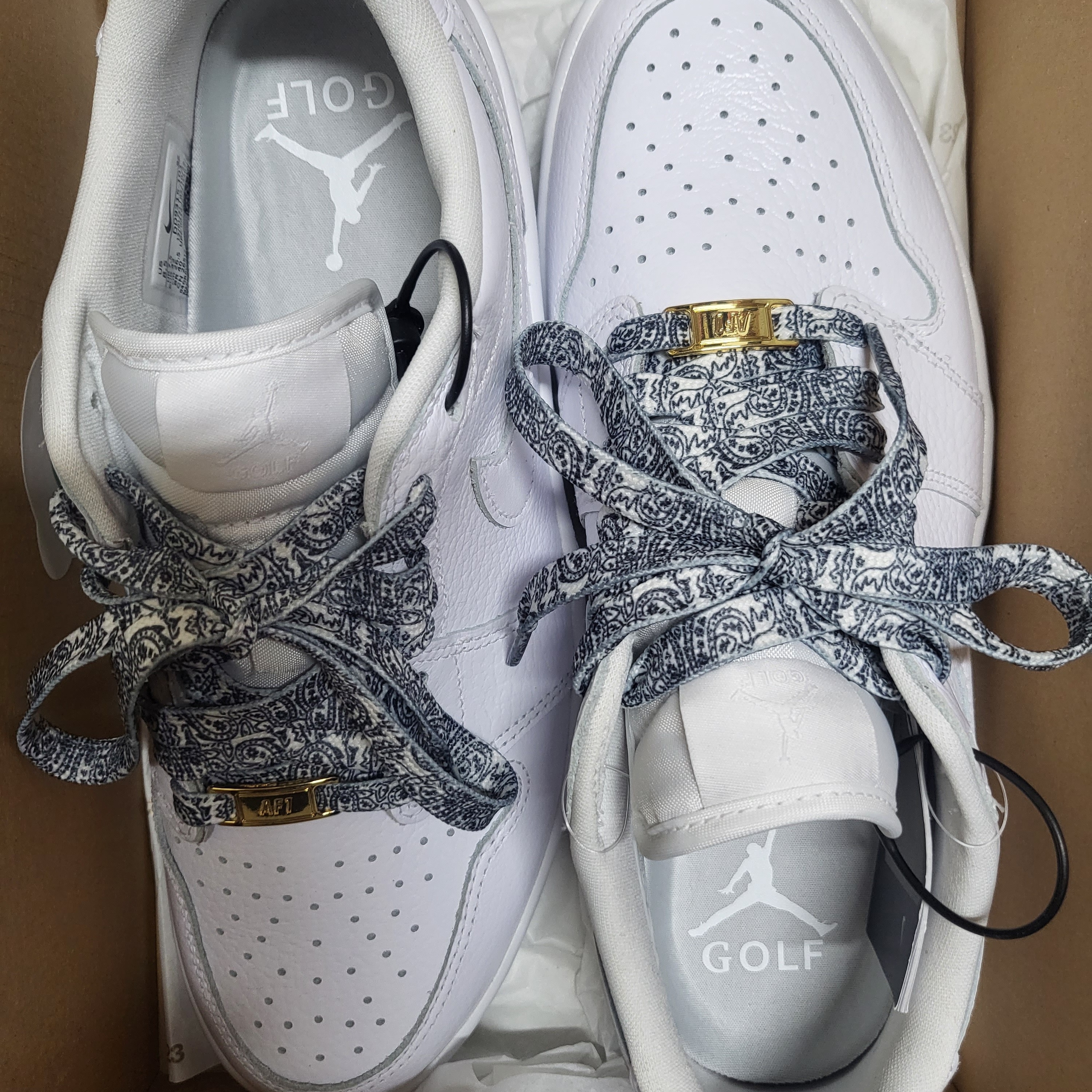 Jordan 1 Low Golf Triple White 착용 스타일