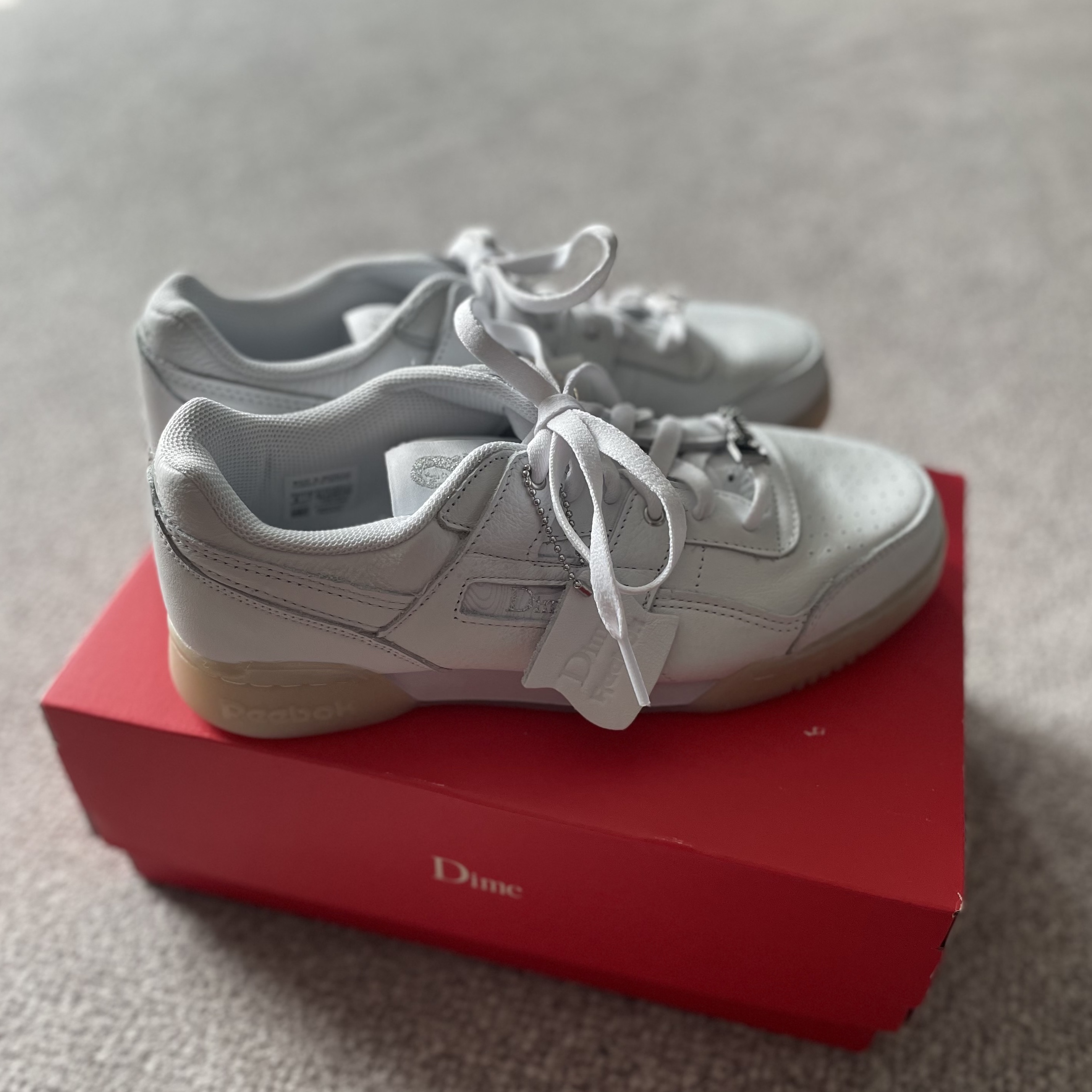 Reebok x Dime Workout Plus Cloud White 착용 스타일