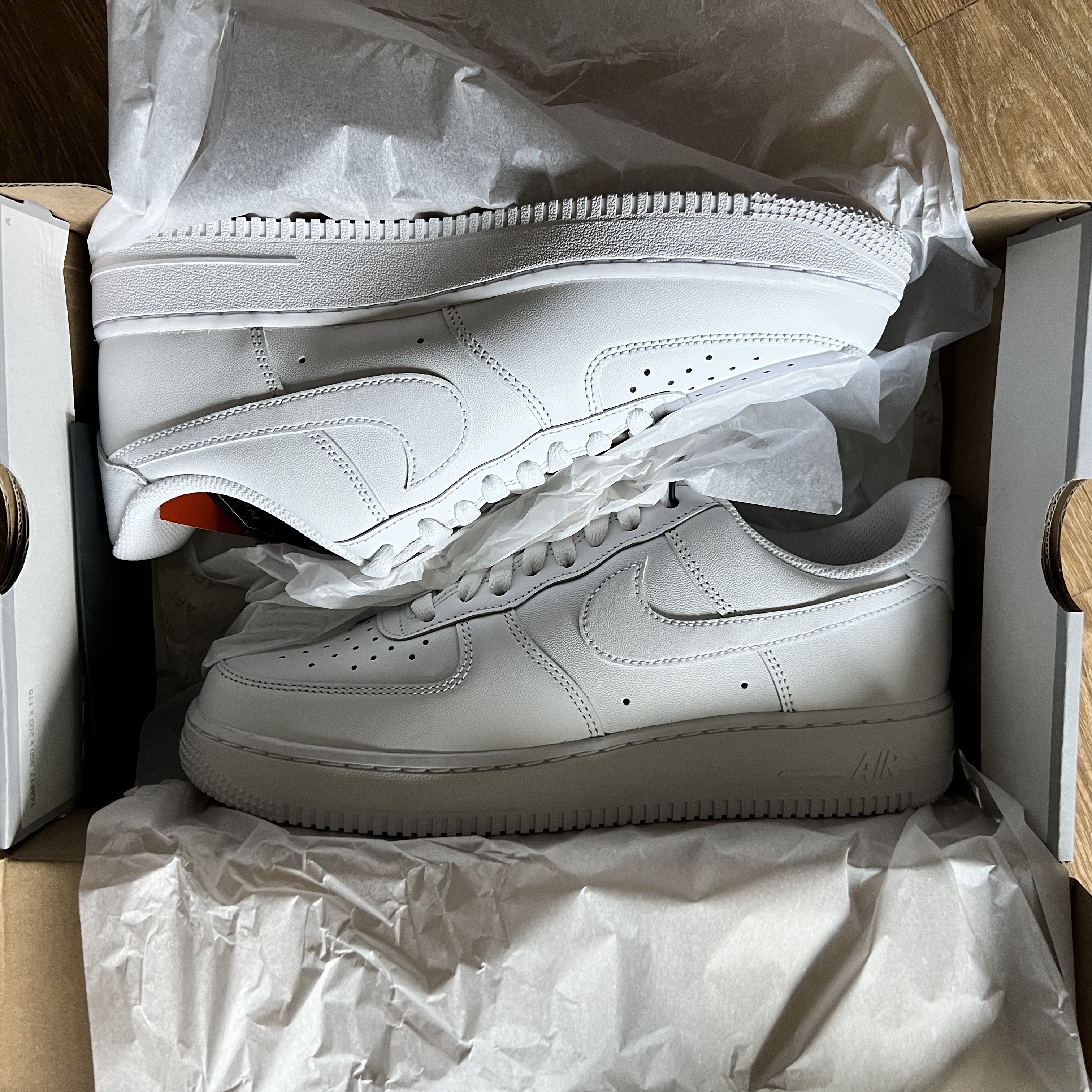 Nike Air Force 1 '07 Low White 착용 스타일 - 1