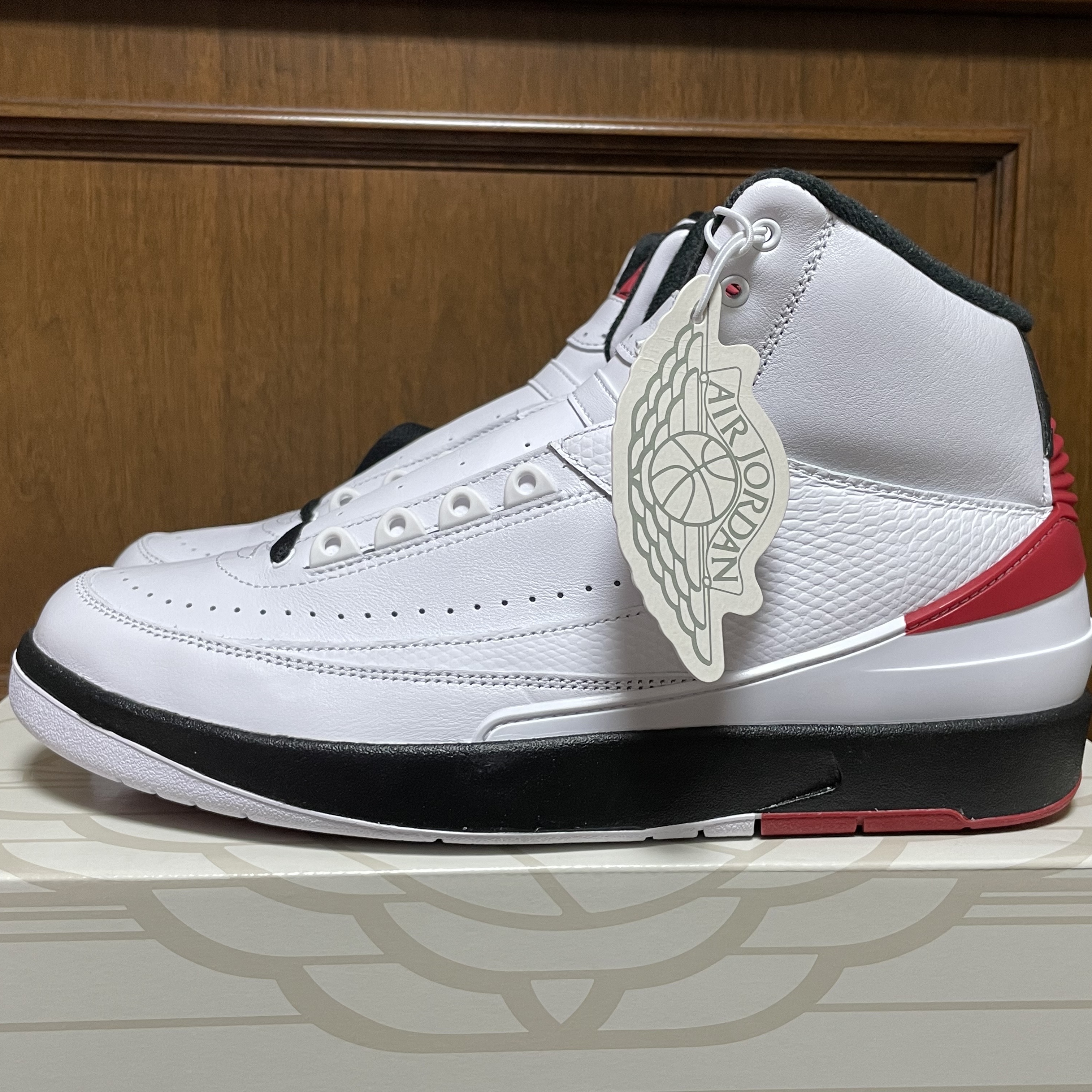 Jordan 2 Retro OG Chicago 착용 스타일 - 1
