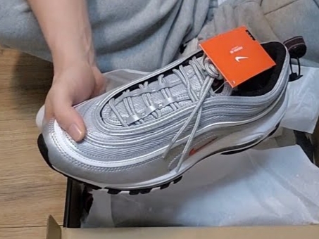 Nike Air Max 97 OG Silver Bullet 2022 착용 스타일