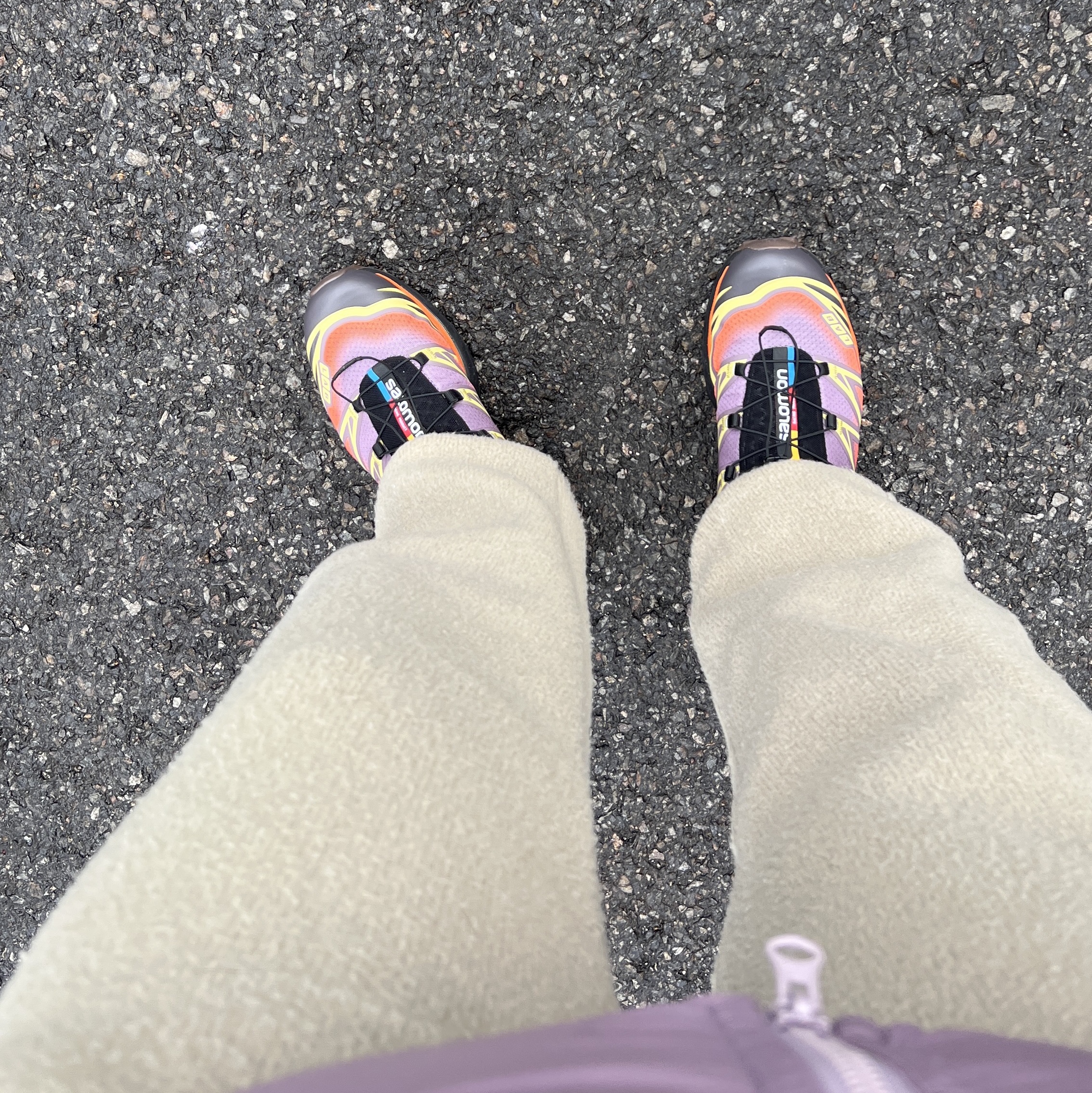 Salomon XT-6 Skyline Moonscape 착용 스타일