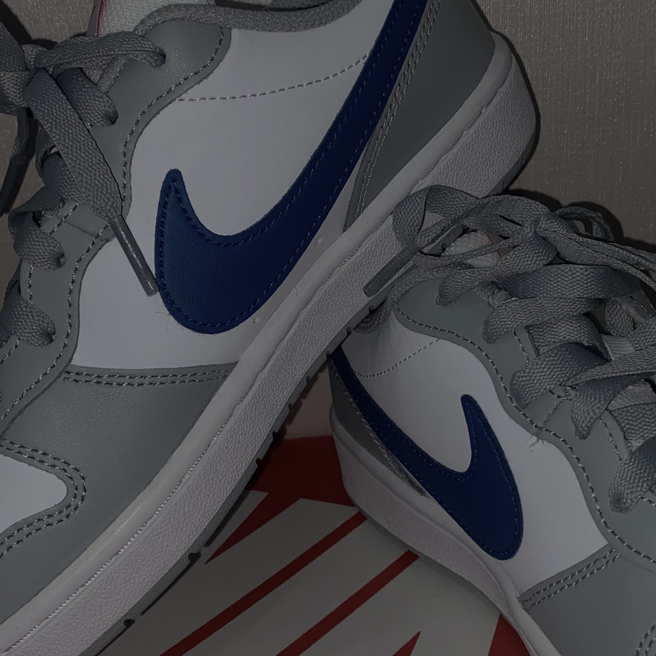 (GS) Nike Court Borough Low 2 Light Smoke Grey 착용 스타일
