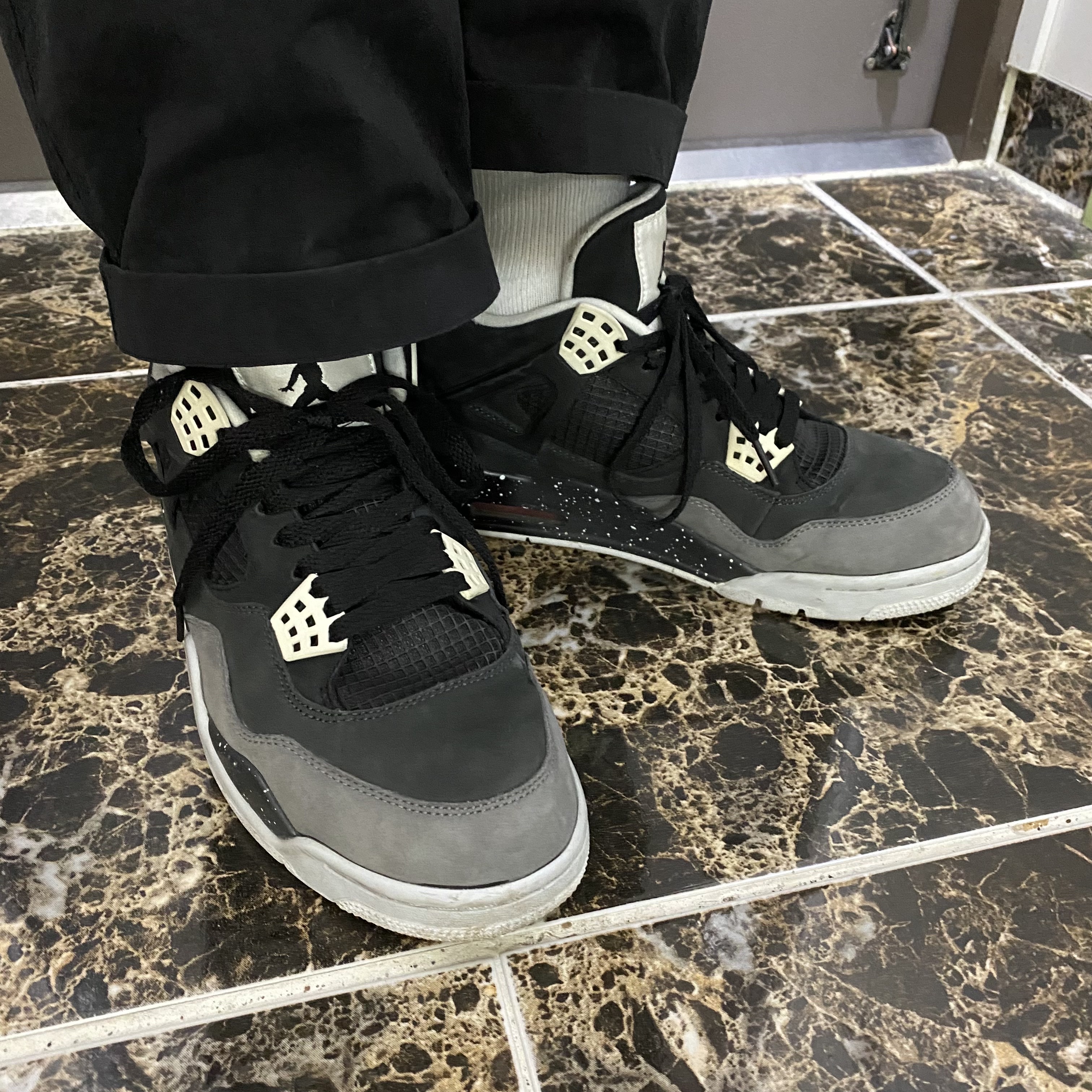 Jordan 4 Retro Fear Pack 착용 스타일