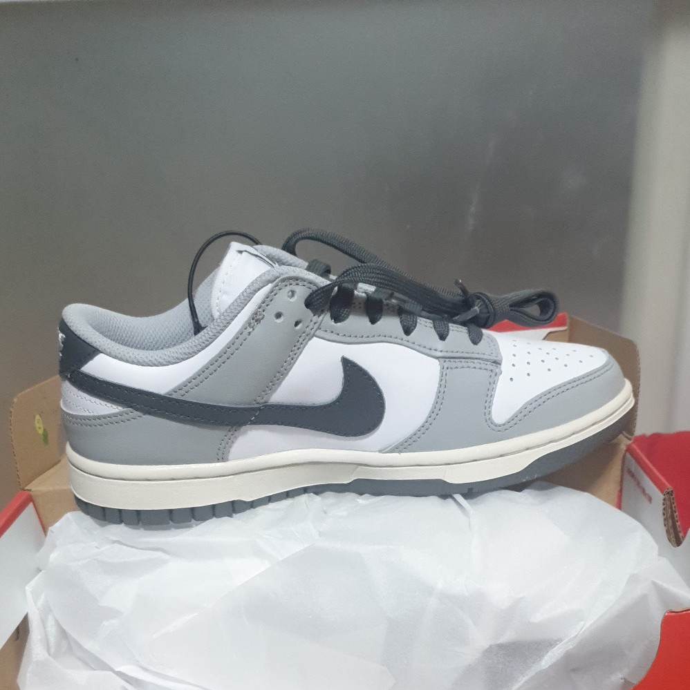 (W) Nike Dunk Low Light Smoke Grey 착용 스타일