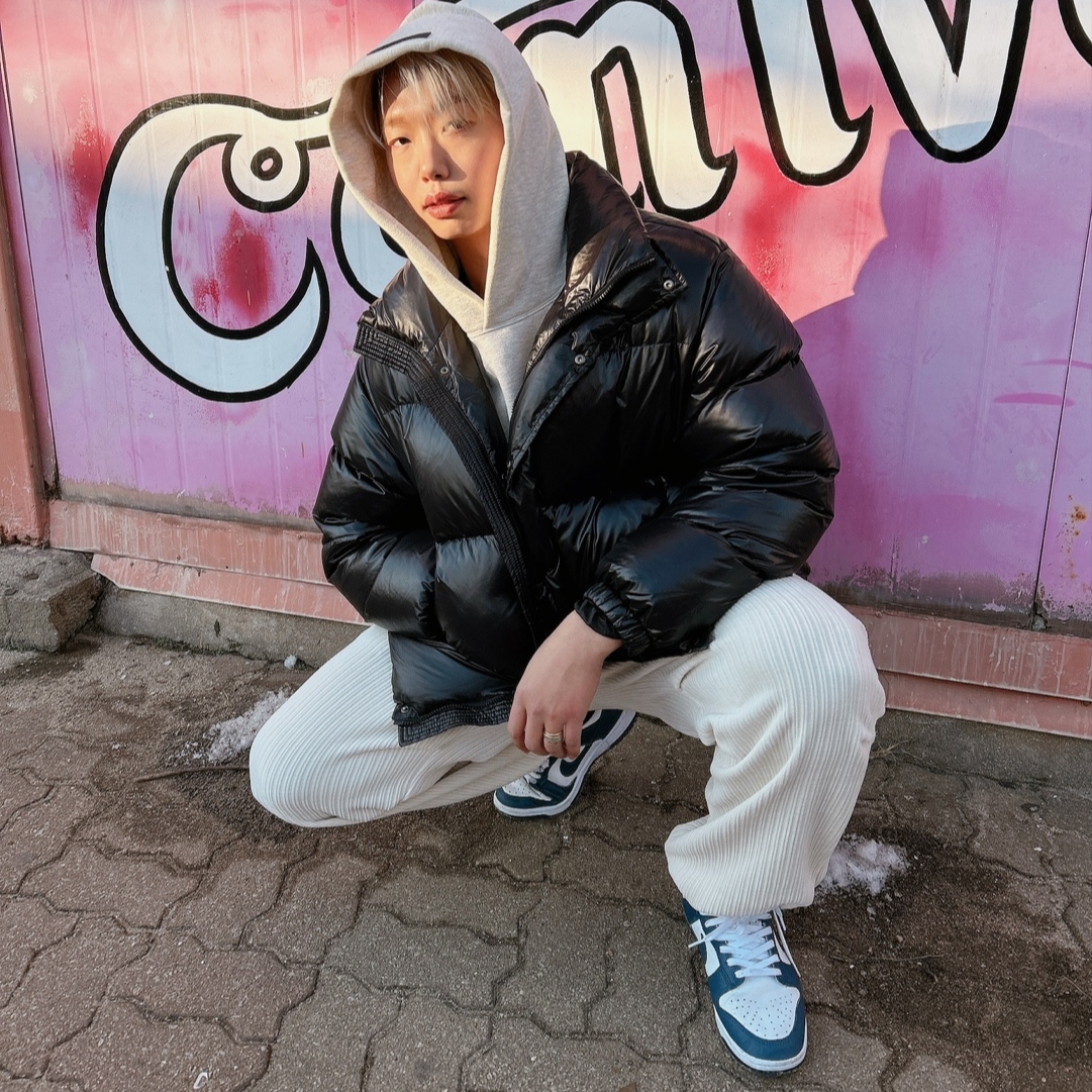 Nike Dunk Low Retro Valerian Blue, Essentials The Core Collection Hoodie Light Oatmeal 착용 스타일 - 1