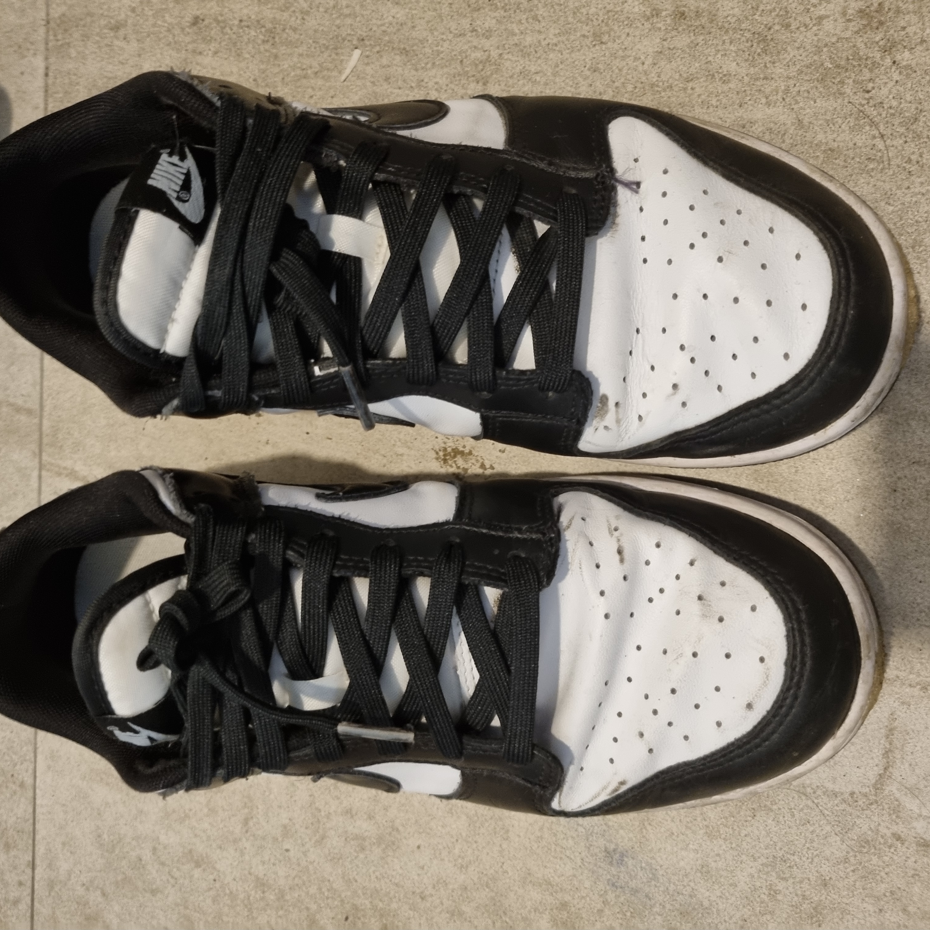 Nike Dunk Low Retro Black 착용 스타일