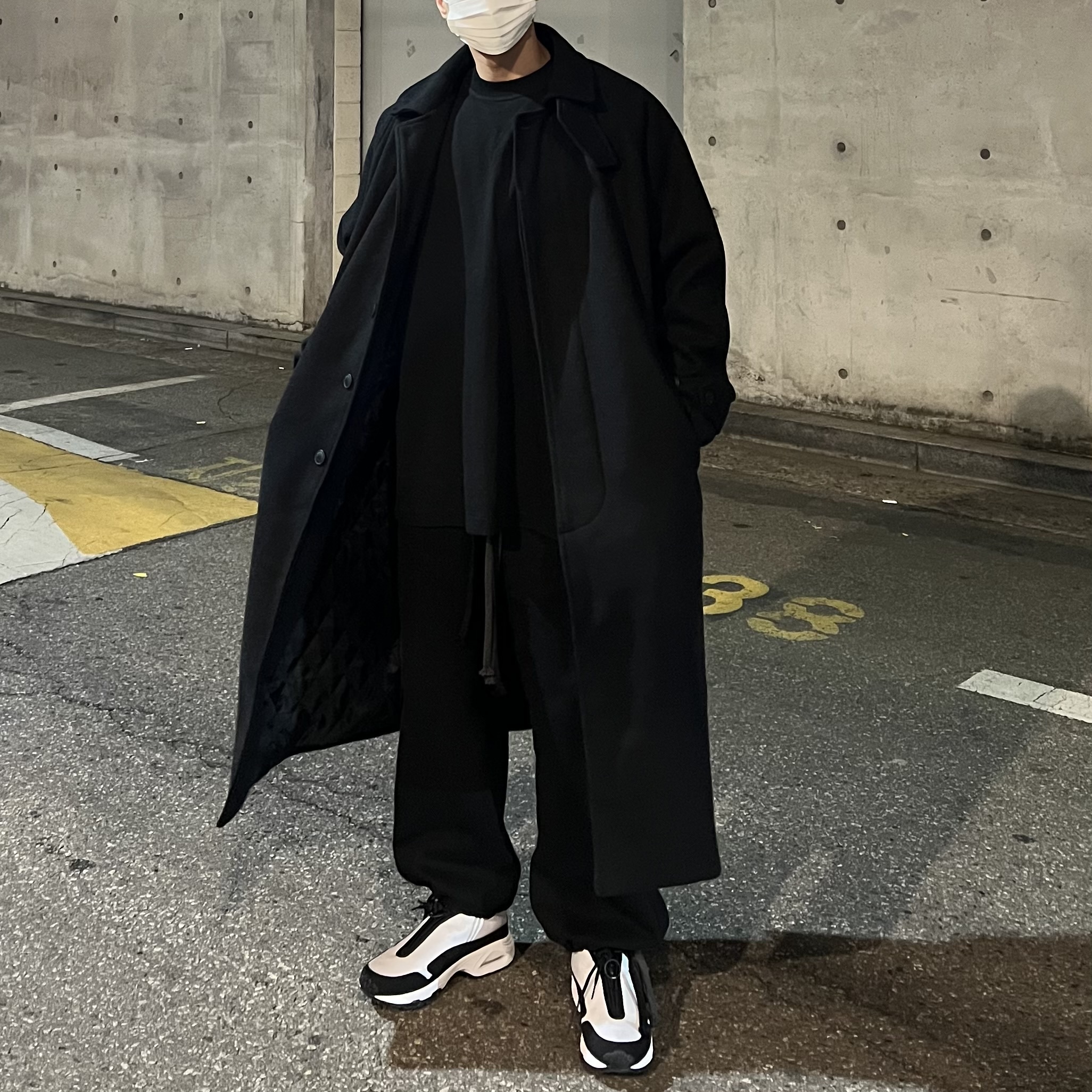 Nike x Comme des Garcons Homme Plus Air Max Sunder SP White Black 착용 스타일 - 1