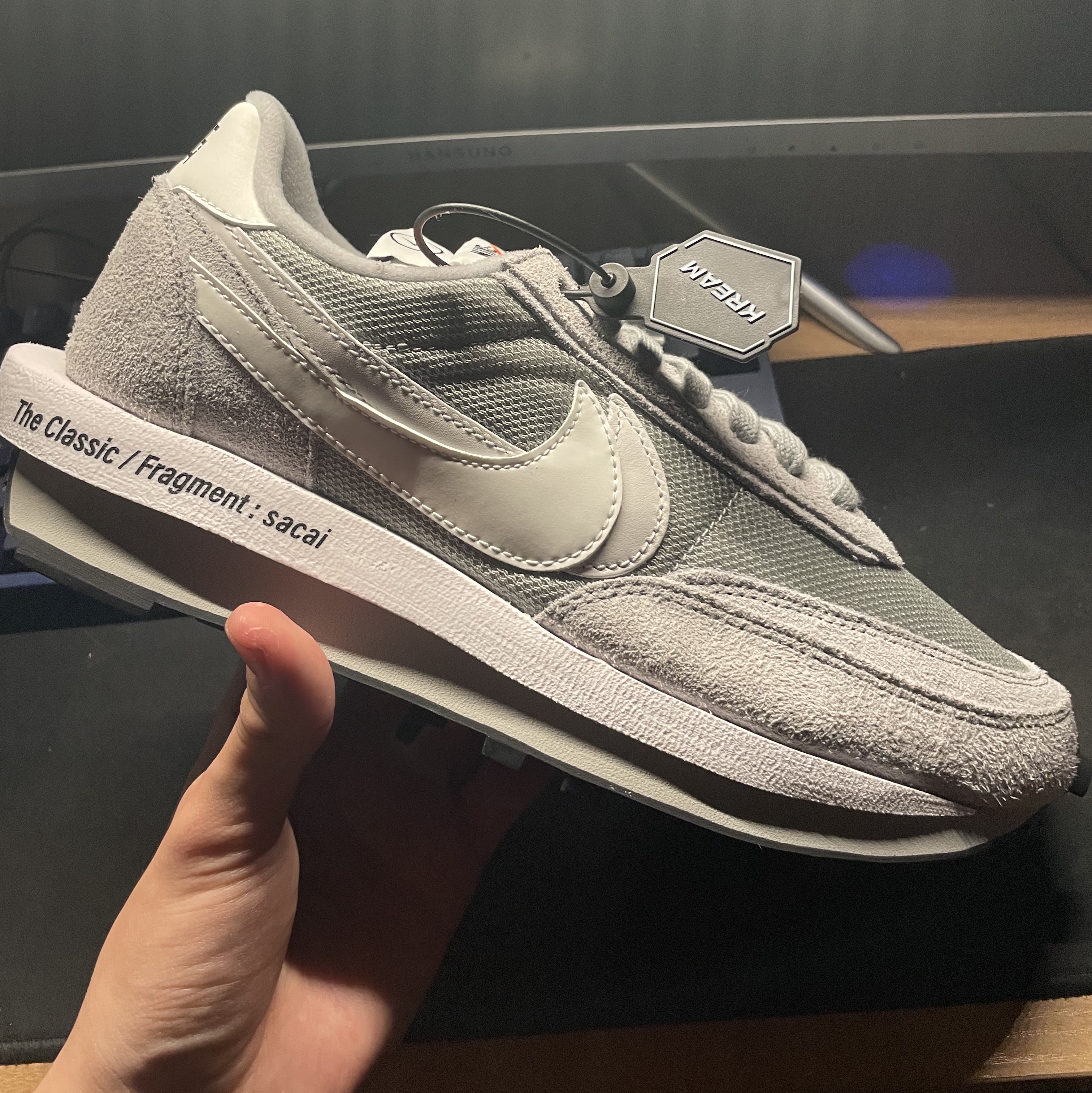 Nike x Sacai x Fragment LDWaffle Light Smoke Grey 착용 스타일