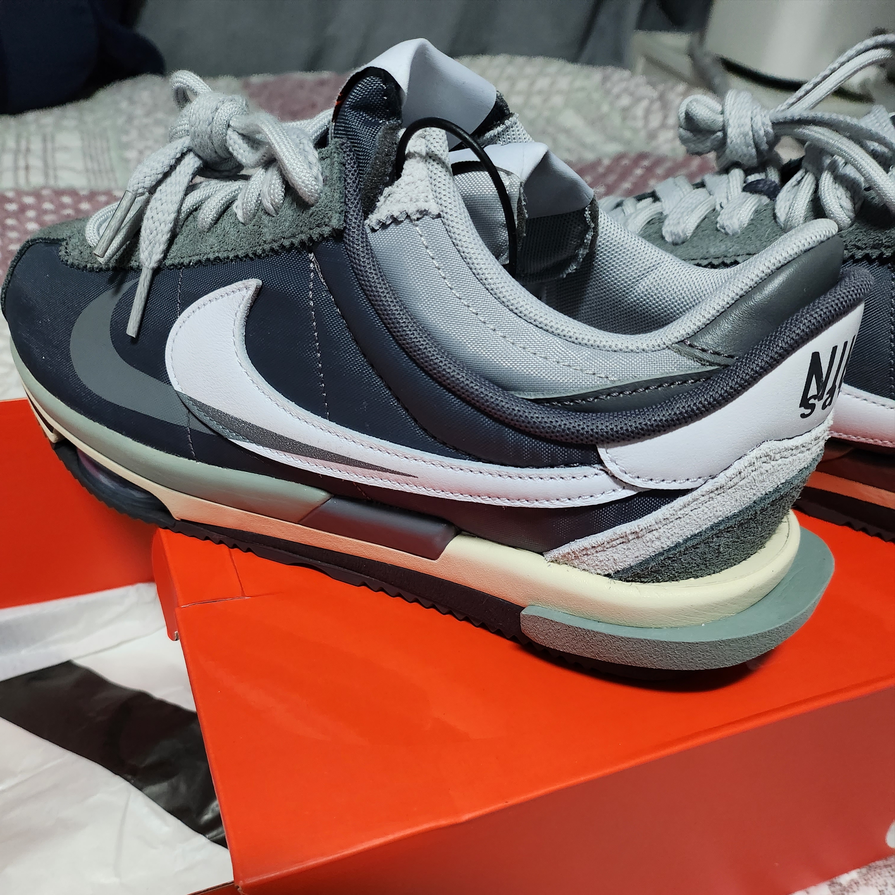 Nike x Sacai Zoom Cortez SP Iron Grey 착용 스타일
