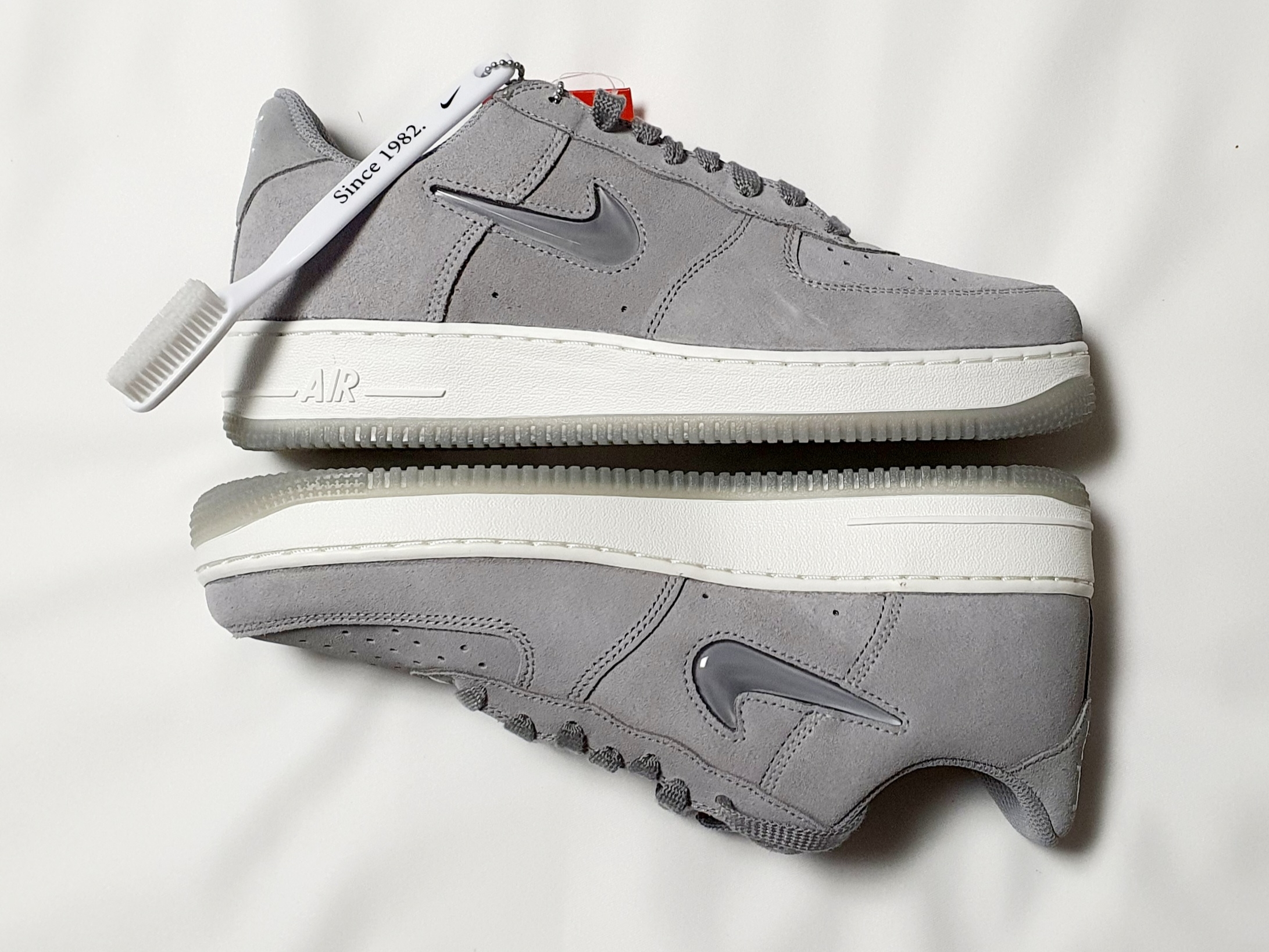 Nike Air Force 1 Low Retro Color of the Month Light Smoke Grey 착용 스타일 - 4