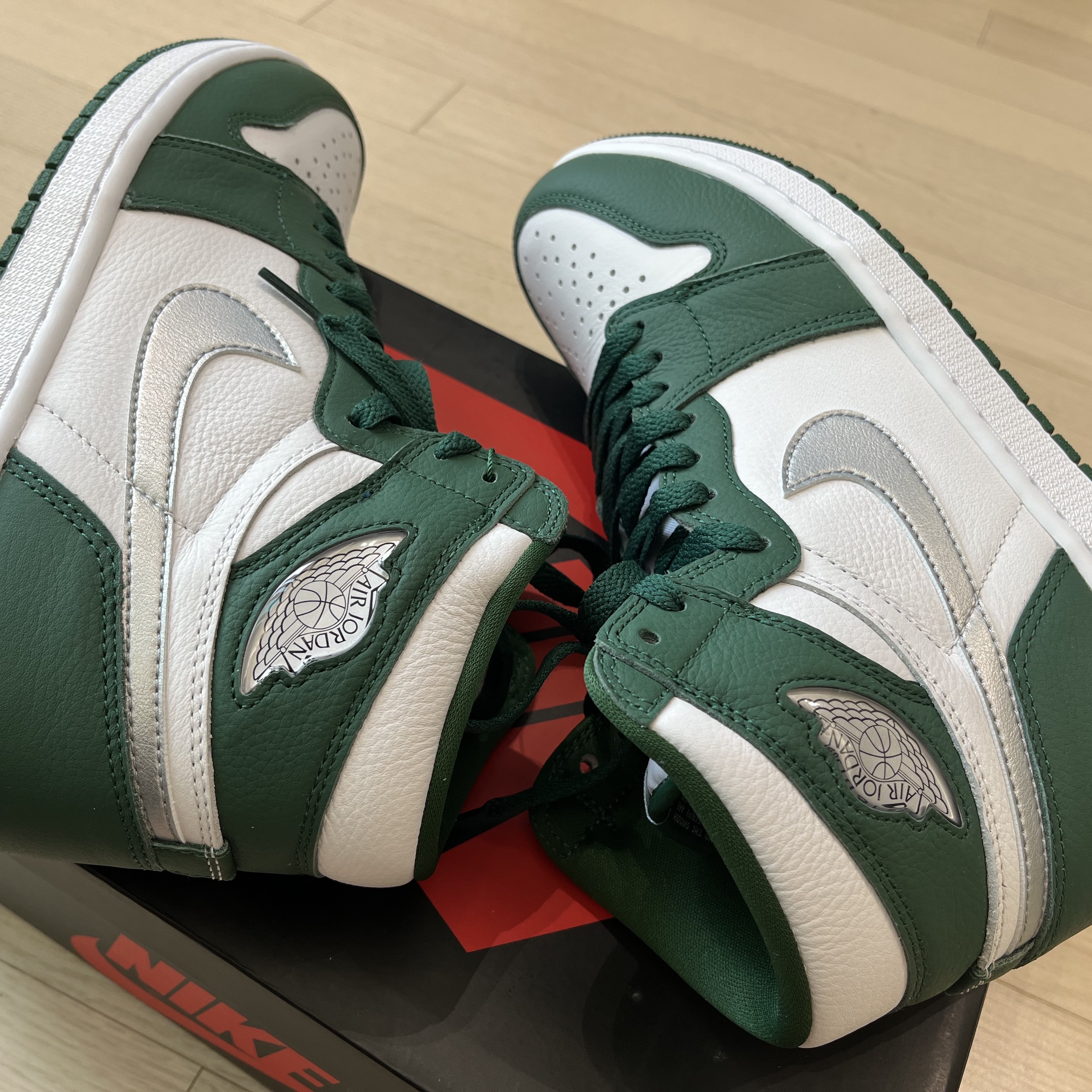 Jordan 1 Retro High OG Gorge Green 착용 스타일 - 5