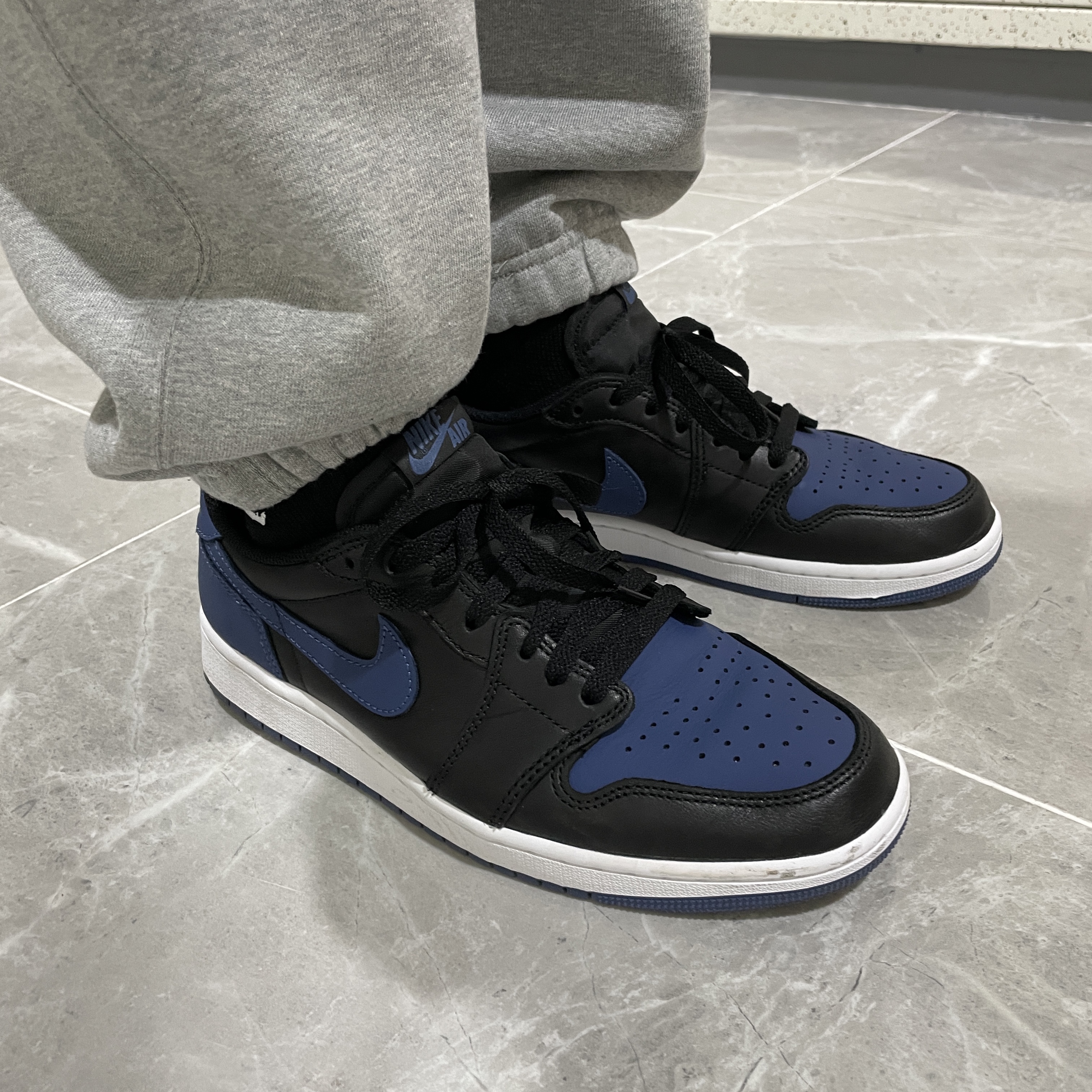 Jordan 1 Retro Low OG Mystic Navy 착용 스타일