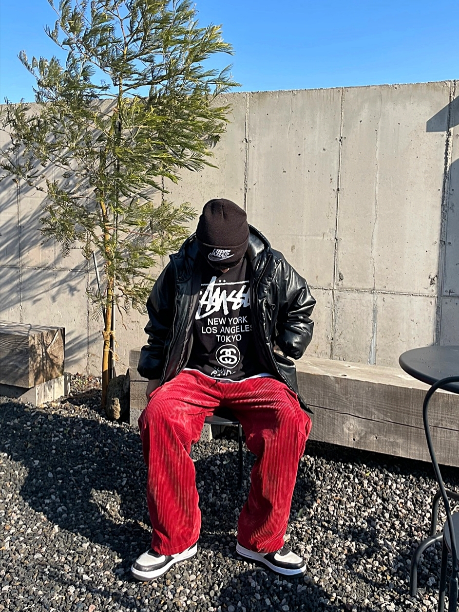 Supreme x Nike Snakeskin Beanie Black - 21SS, Stussy World Tour LS T-Shirt Black 착용 스타일 - 1