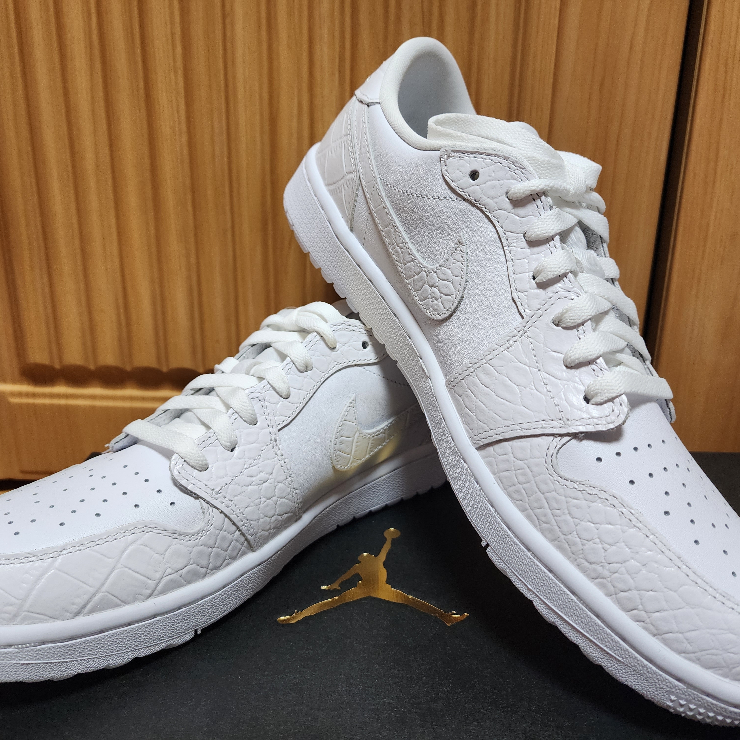 Jordan 1 Low Golf Pure Platinum, Jordan 1 Low Golf Wolf Grey 착용 스타일 - 2