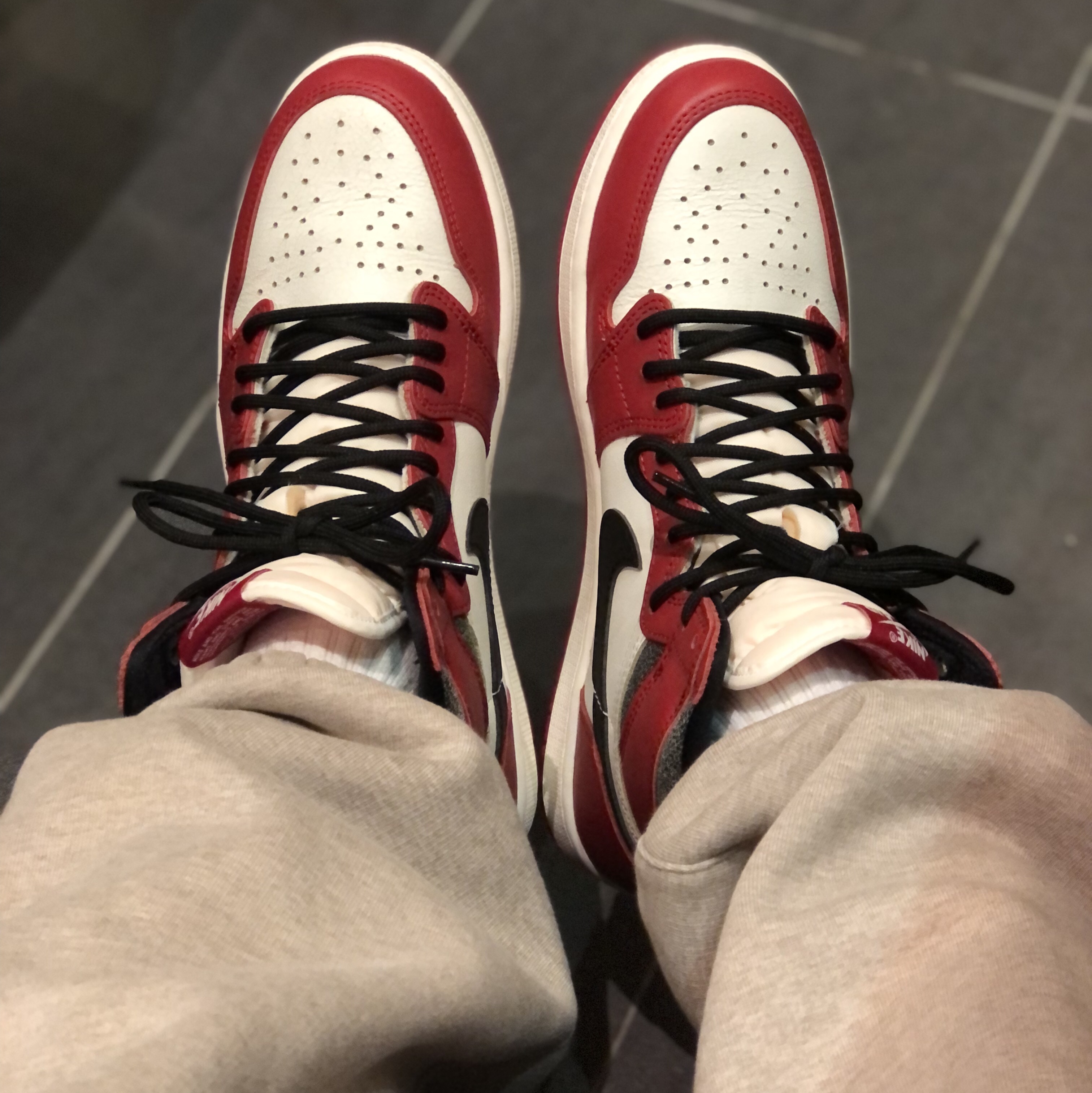 Jordan 1 Retro High OG Chicago 2022 착용 스타일 - 3