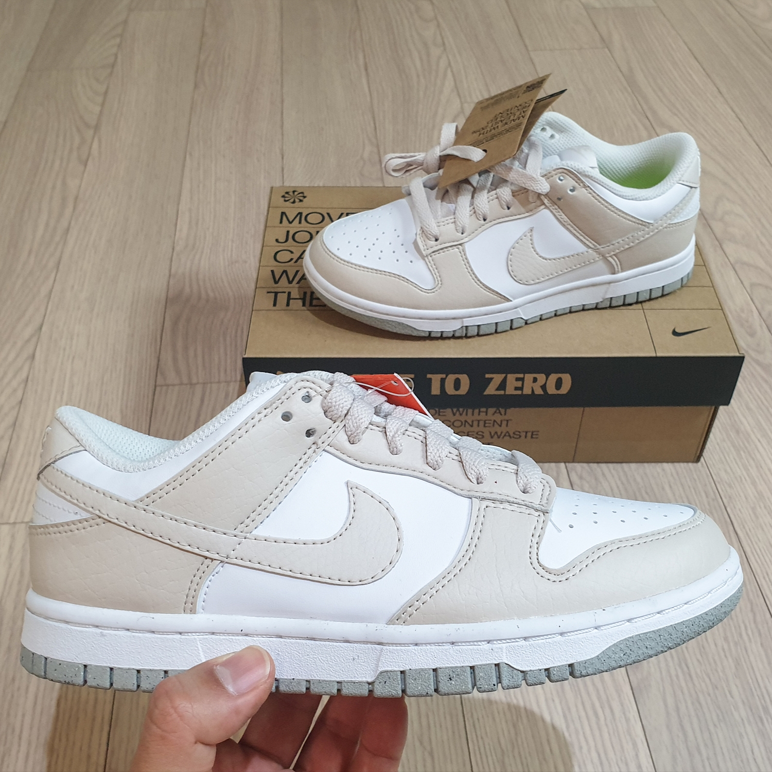 (W) Nike Dunk Low Next Nature Light Orewood Brown 착용 스타일