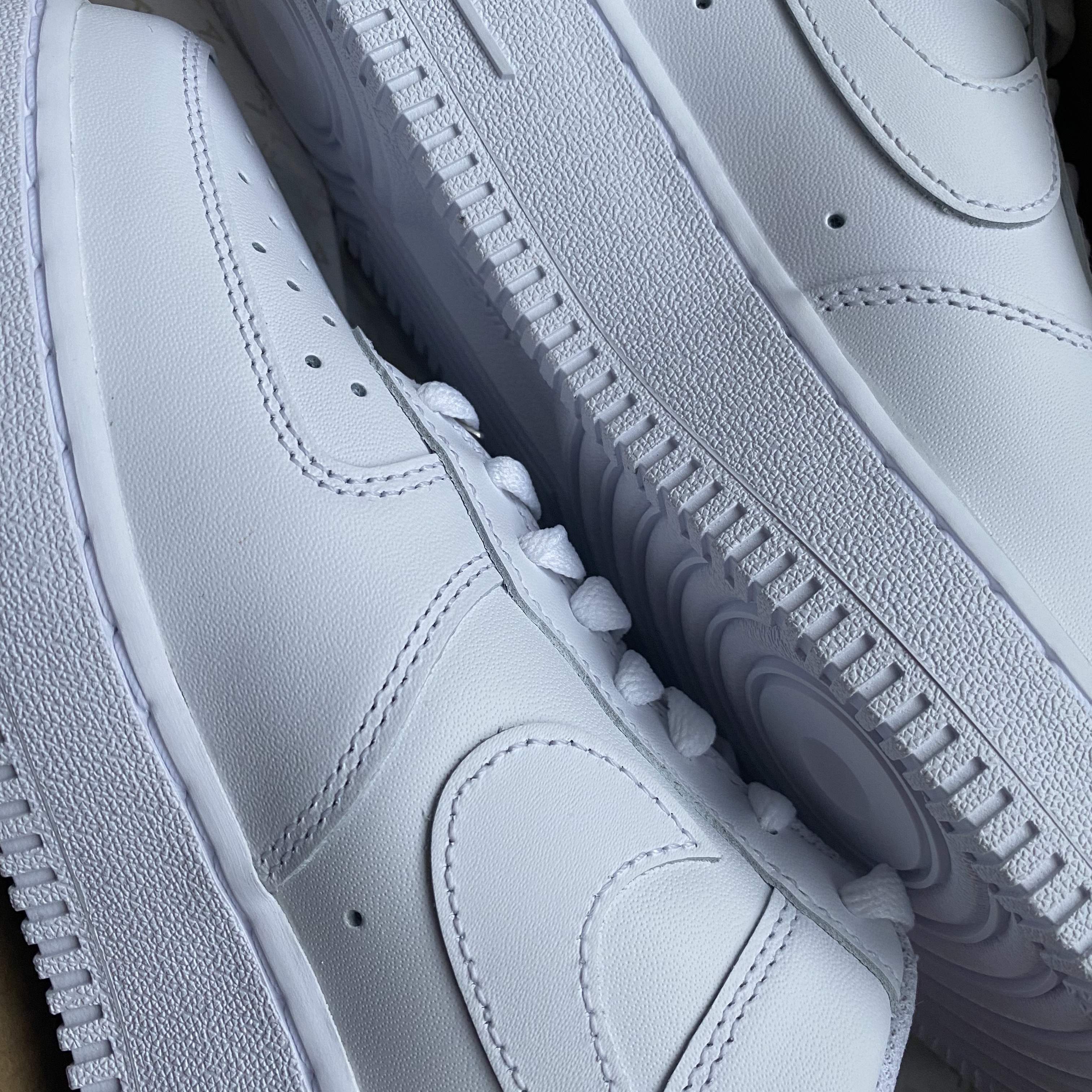 Nike Air Force 1 '07 Low White 착용 스타일