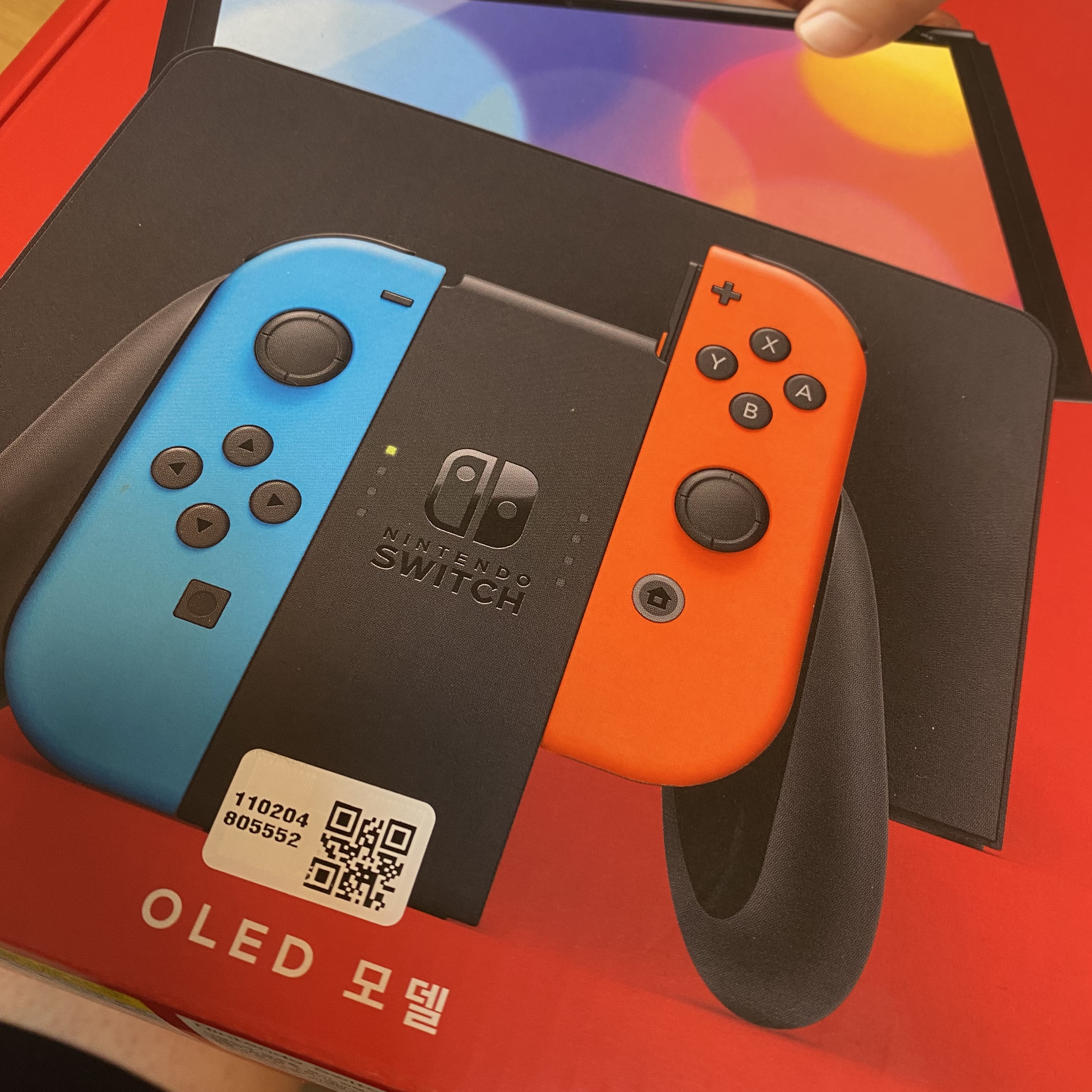 Nintendo Switch OLED Neon Blue Neon Red (Korean Ver.) 착용 스타일