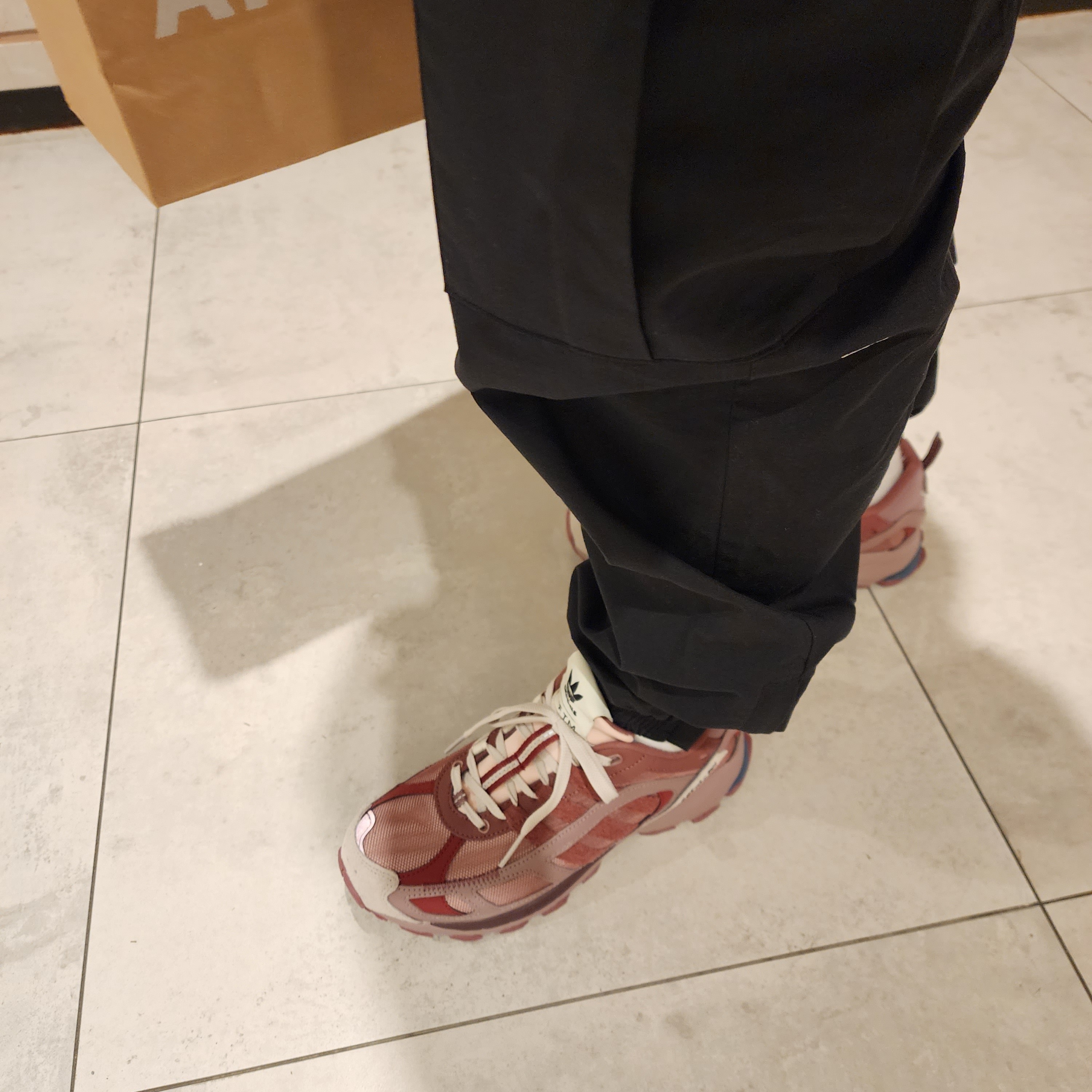 Adidas x Song for the Mute Shadowturf Purple Burgundy 착용 스타일 - 1