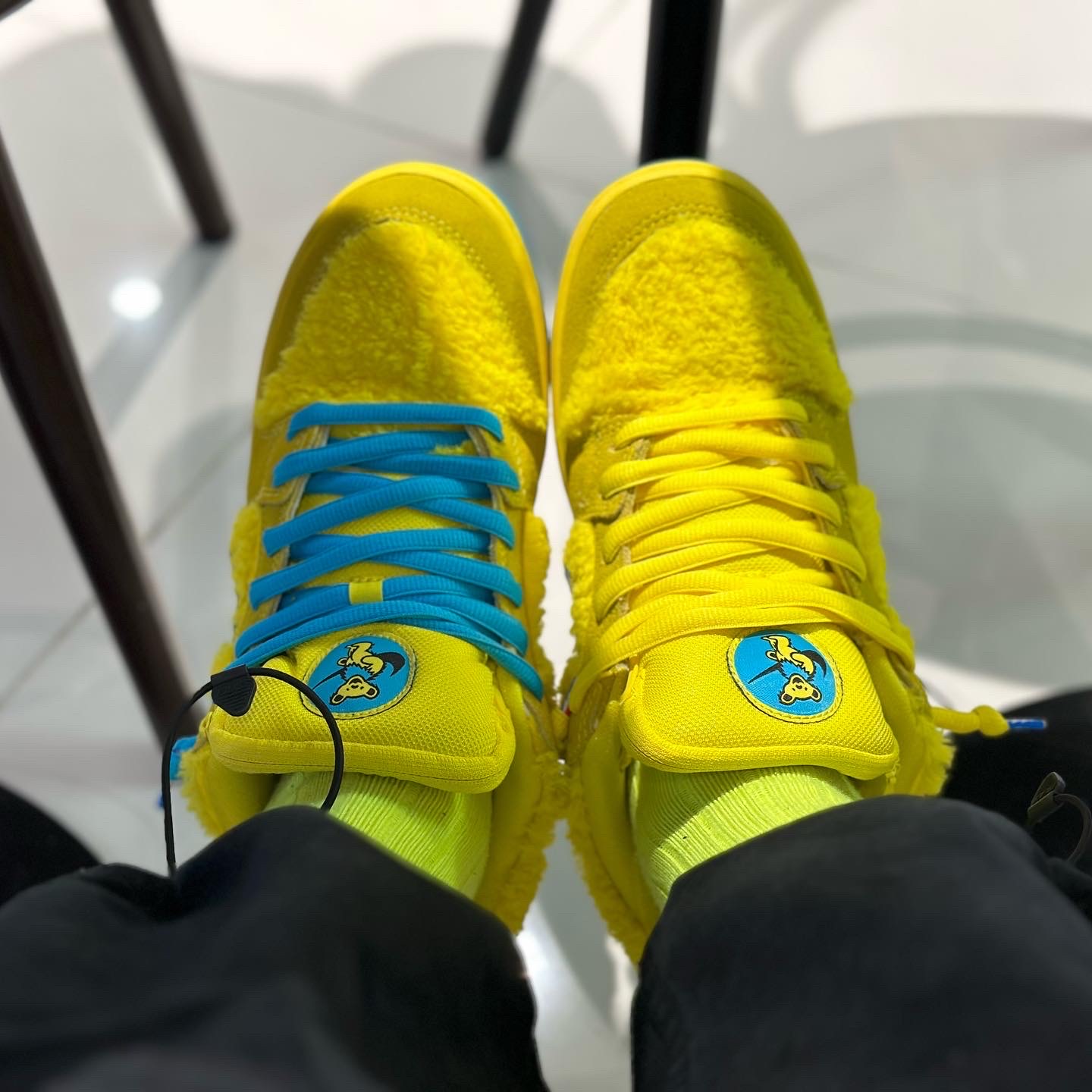 Nike x Grateful Dead SB Dunk Low Yellow Bear, Palace Grizzly Denim Jacket Black - 21FW 착용 스타일 - 3